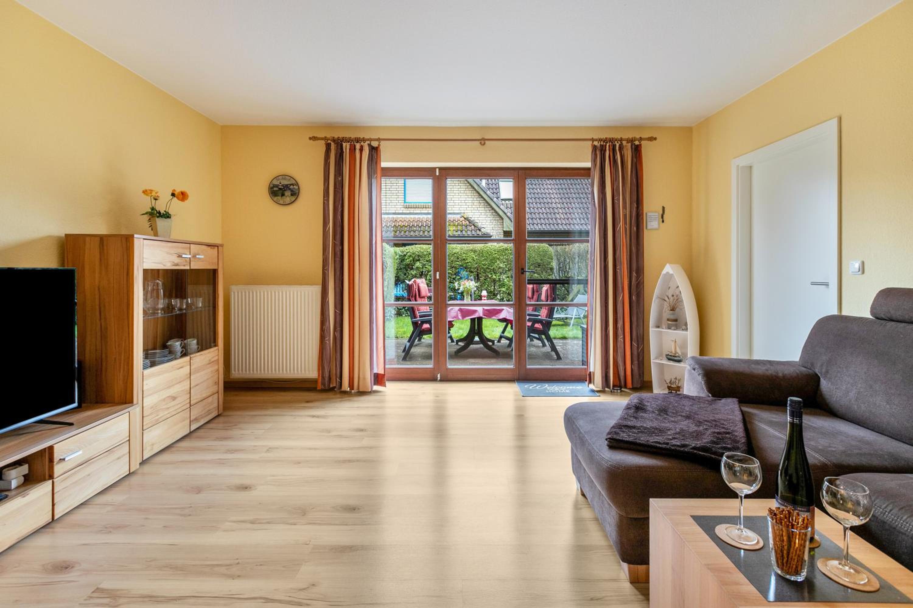 Two-Bedroom Deluxe Apartment with Garden View