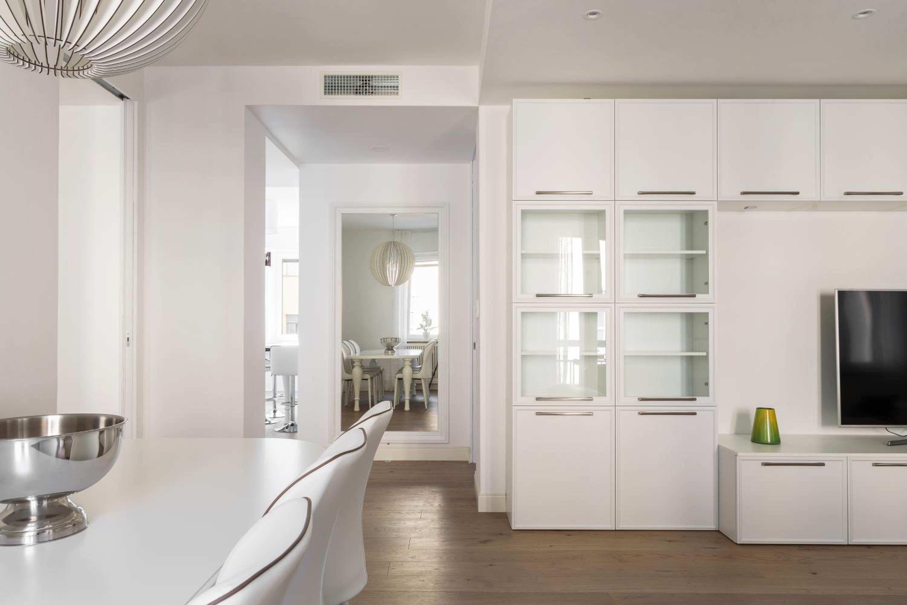 Three-Bedroom Apartment - Photo 28