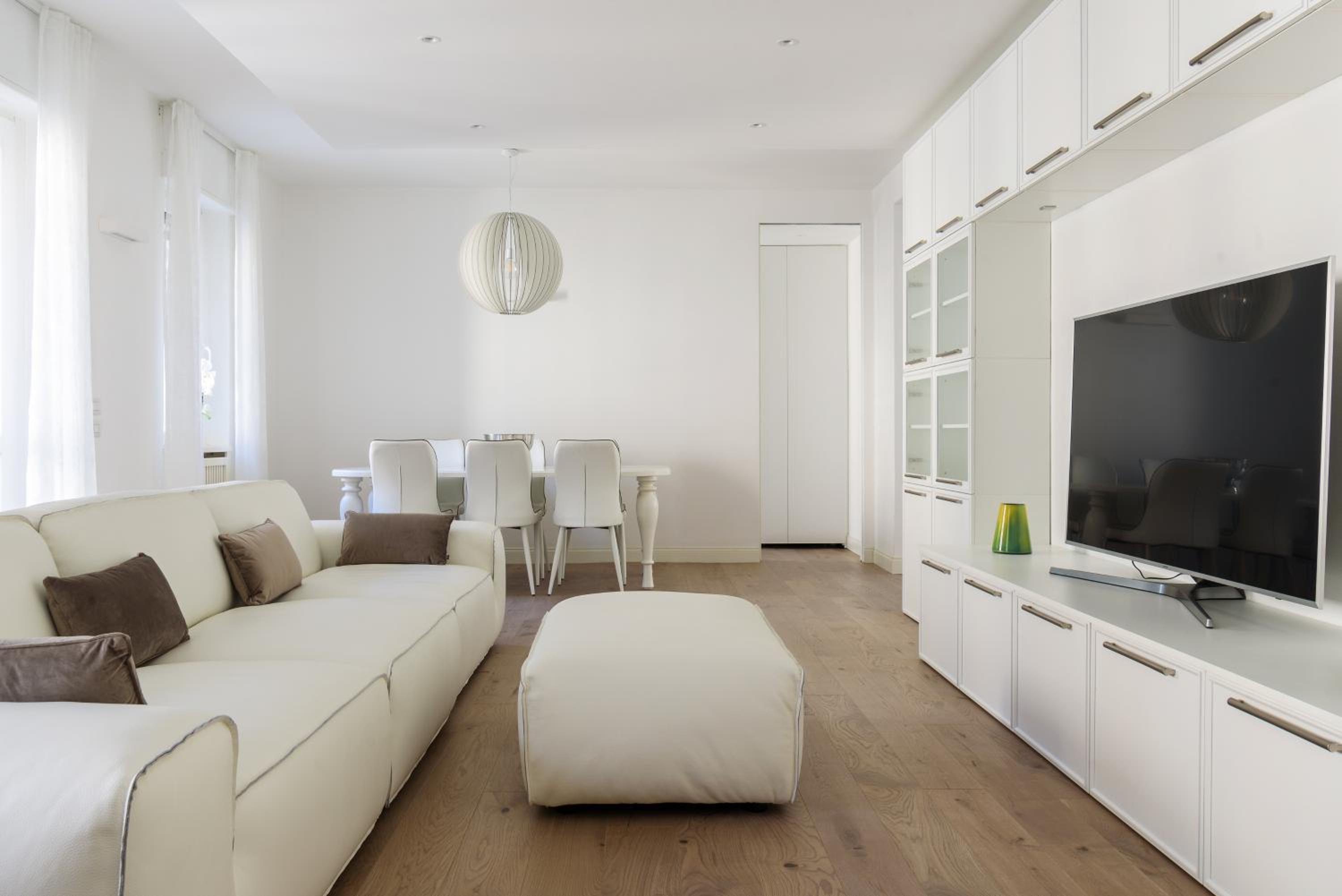 Three-Bedroom Apartment - Photo 1