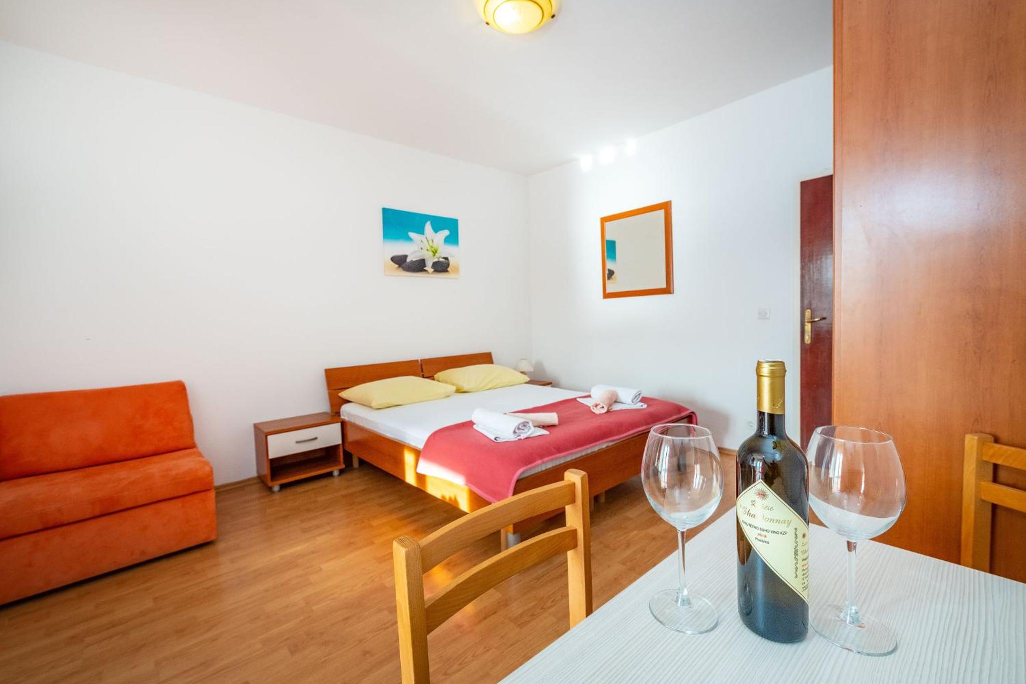 Studio Apartment With Sea View photo 1