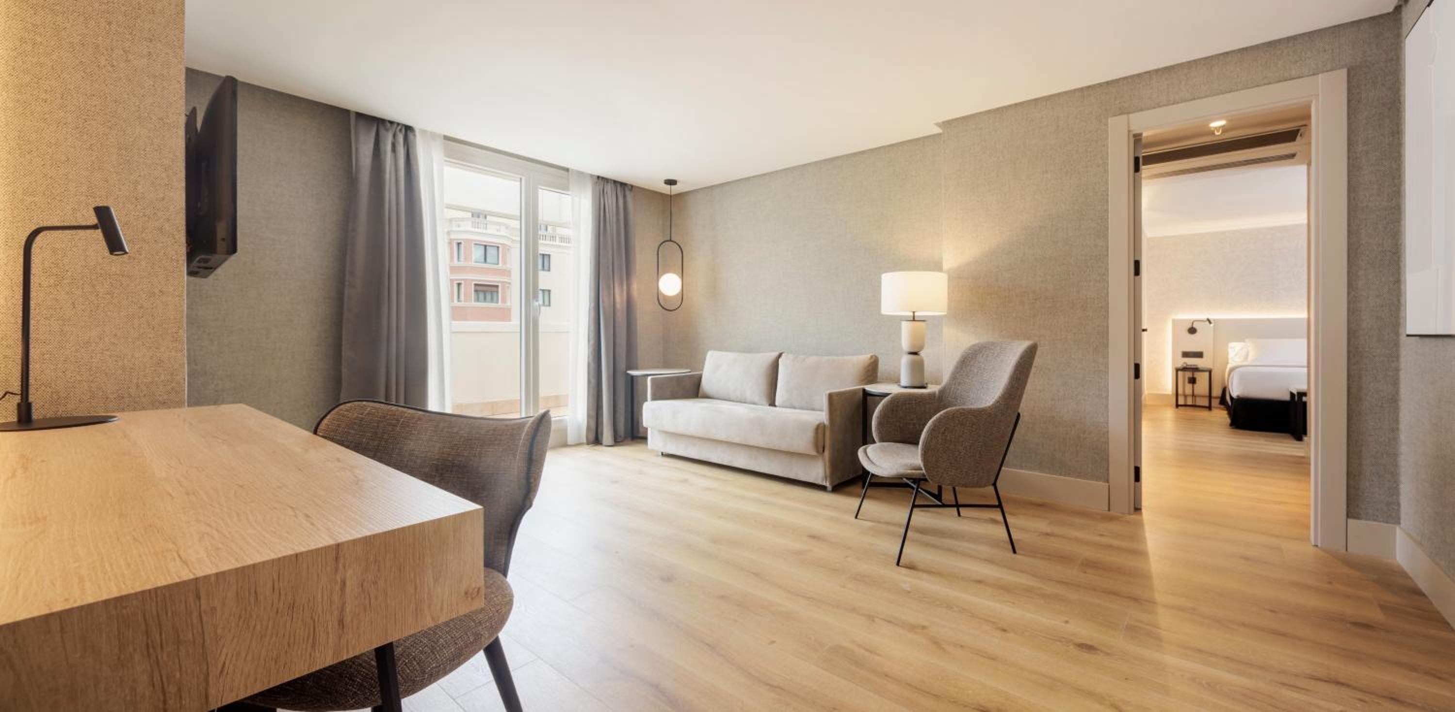 Junior Suite with Terrace - Photo 5