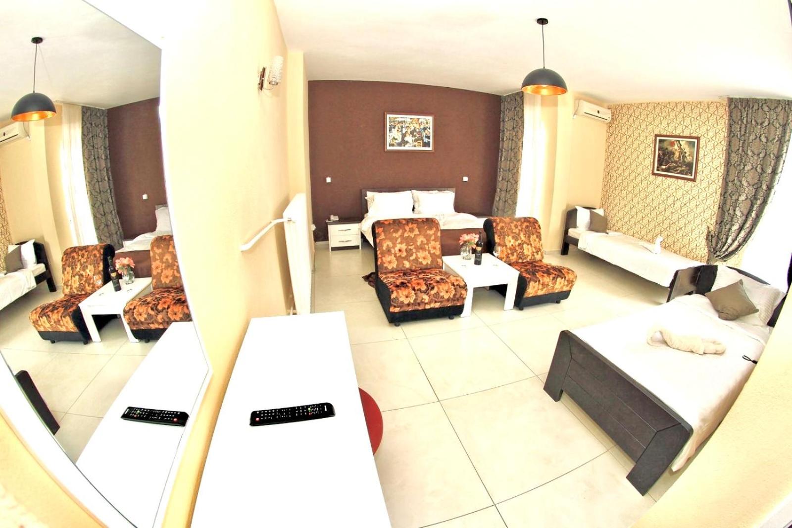 Comfort Quadruple Room - Photo 11