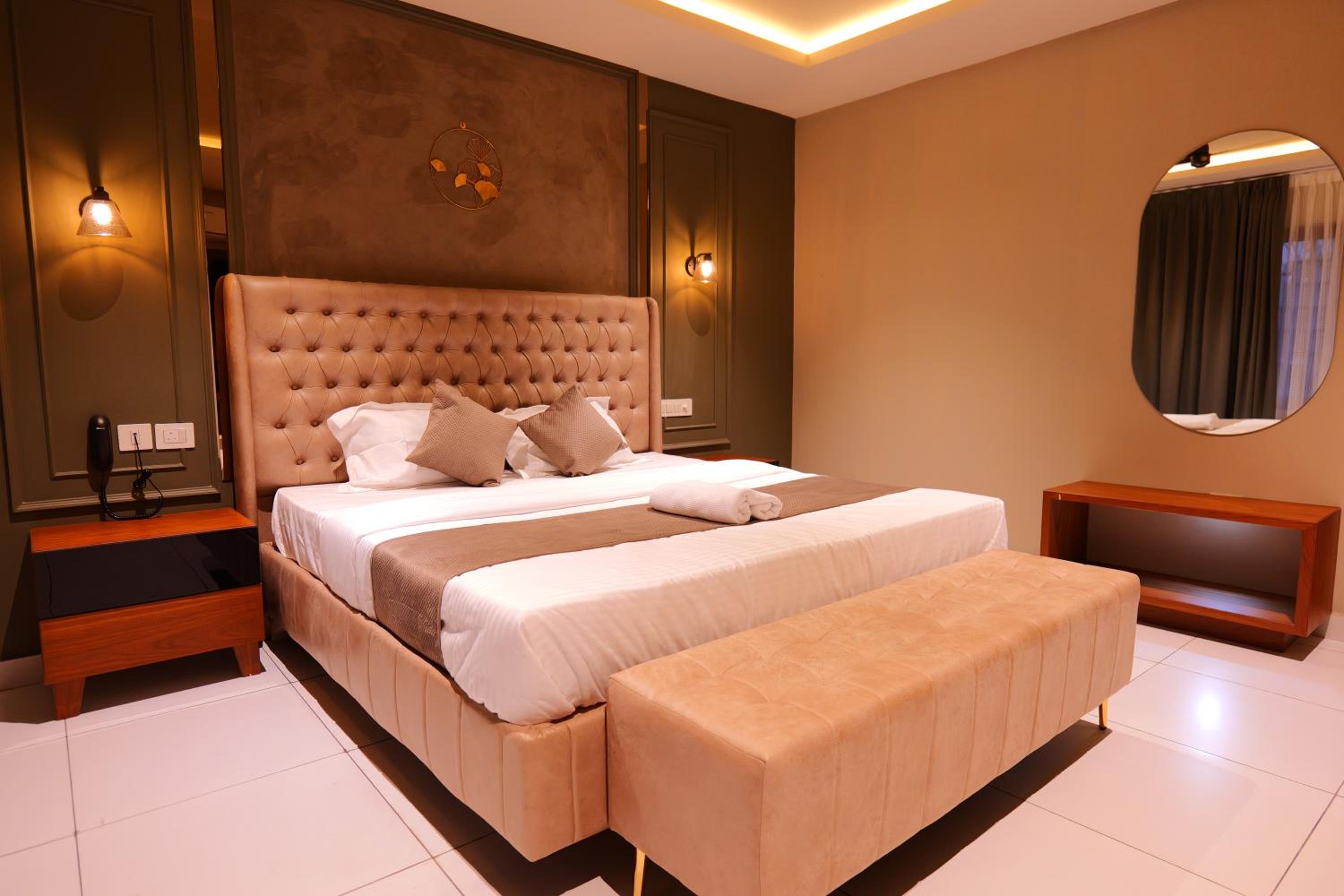 Deluxe Double Room with Balcony