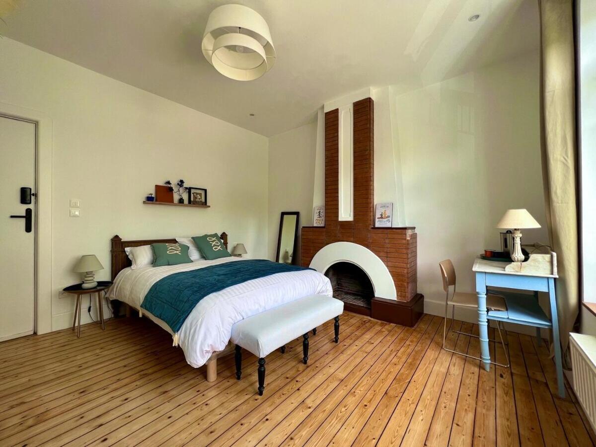 Double Room with Private Bathroom - Photo 3