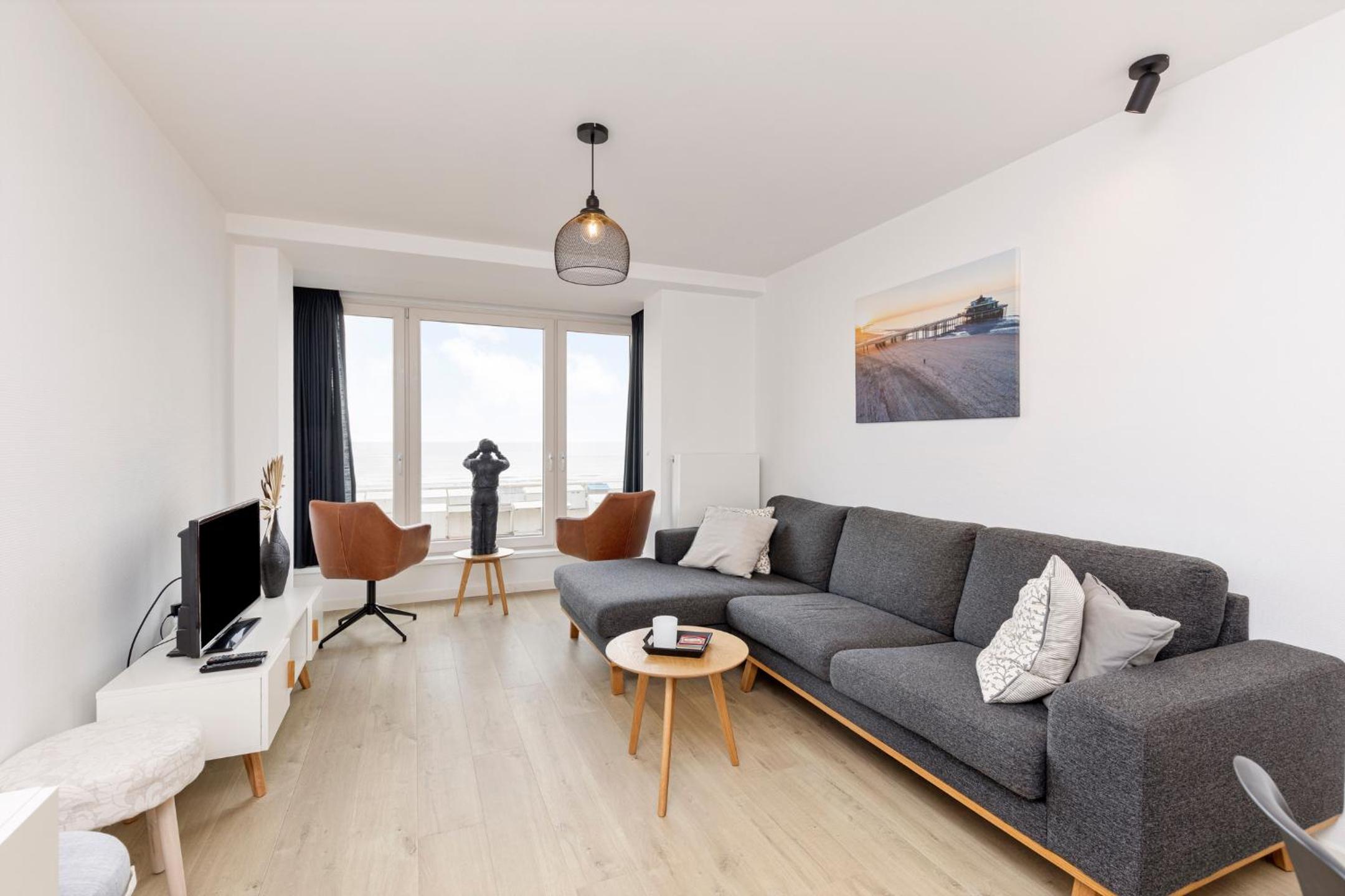 Apartment photo 1