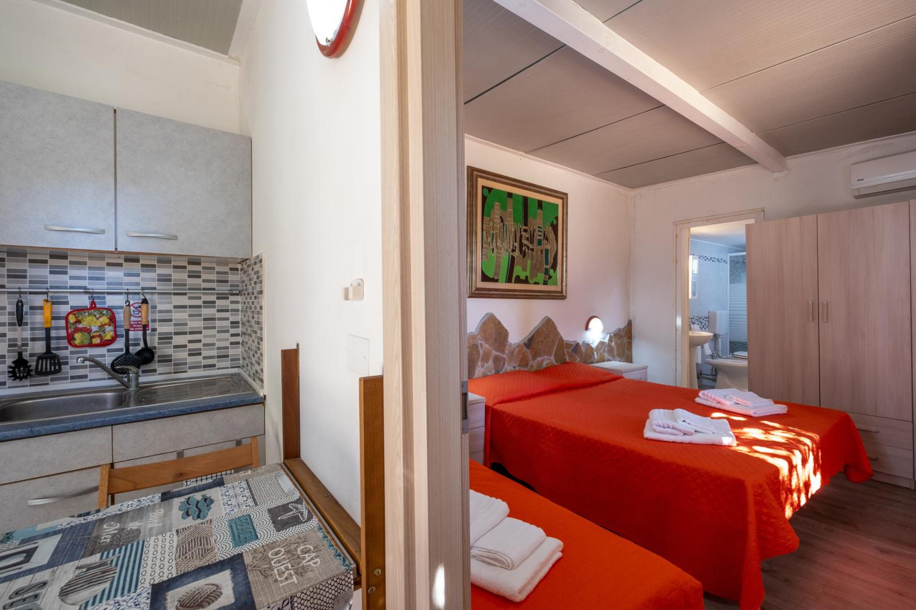 Superior One-Bedroom Apartment