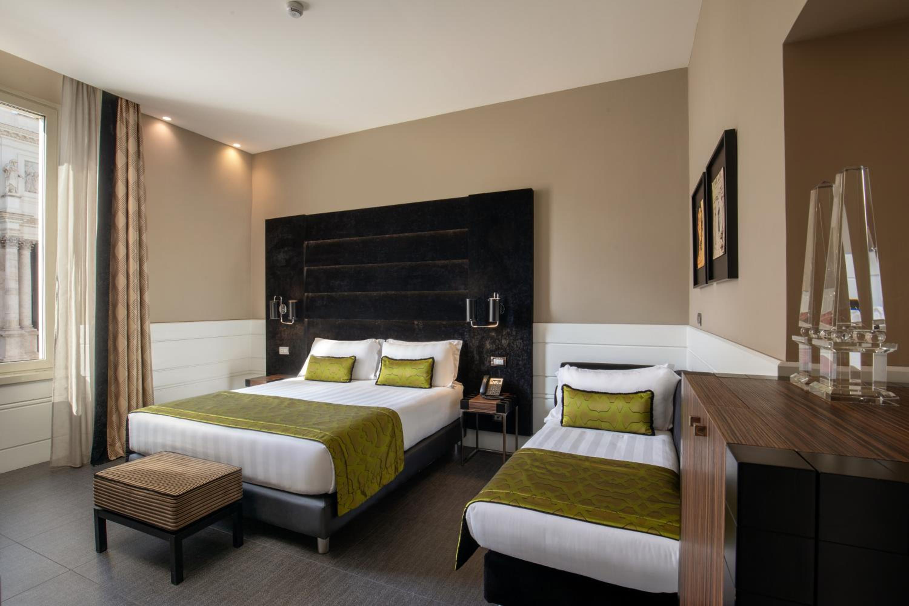 Deluxe Triple Room