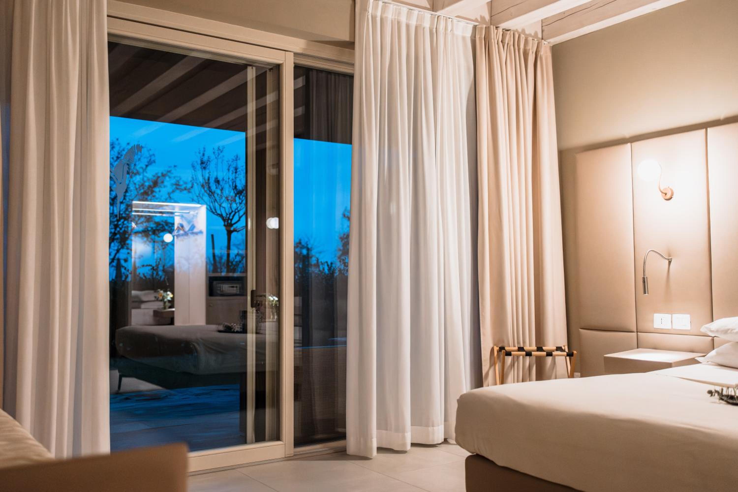 Superior Double Room - Photo 10