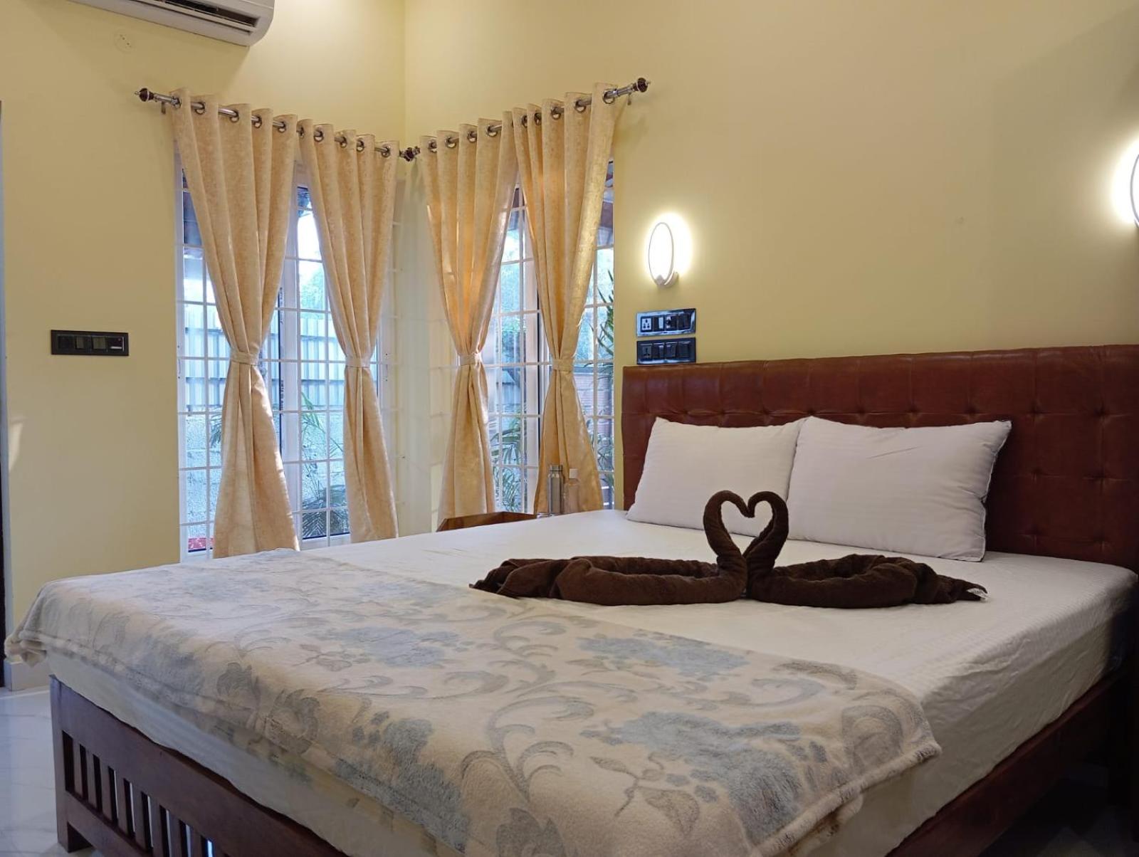 King Room with Balcony