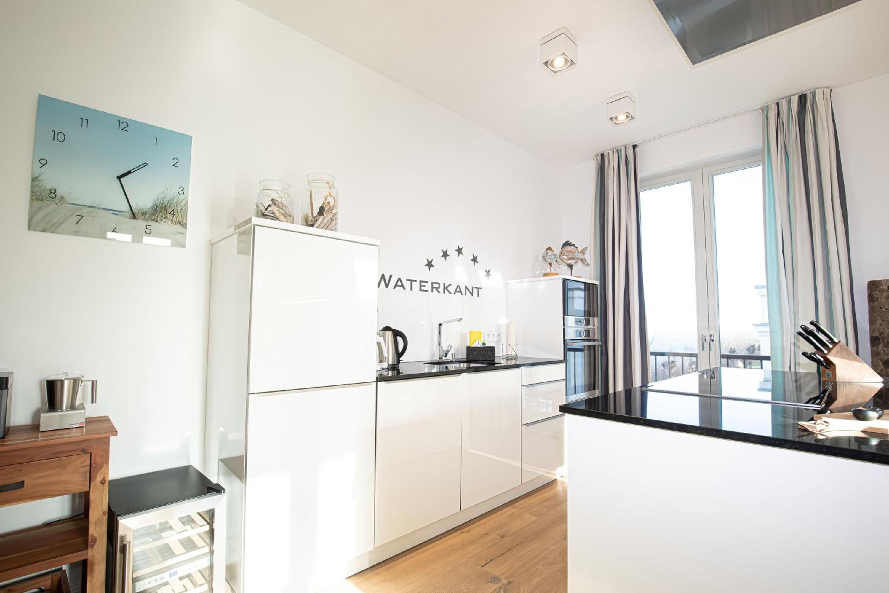 Apartment photo 2