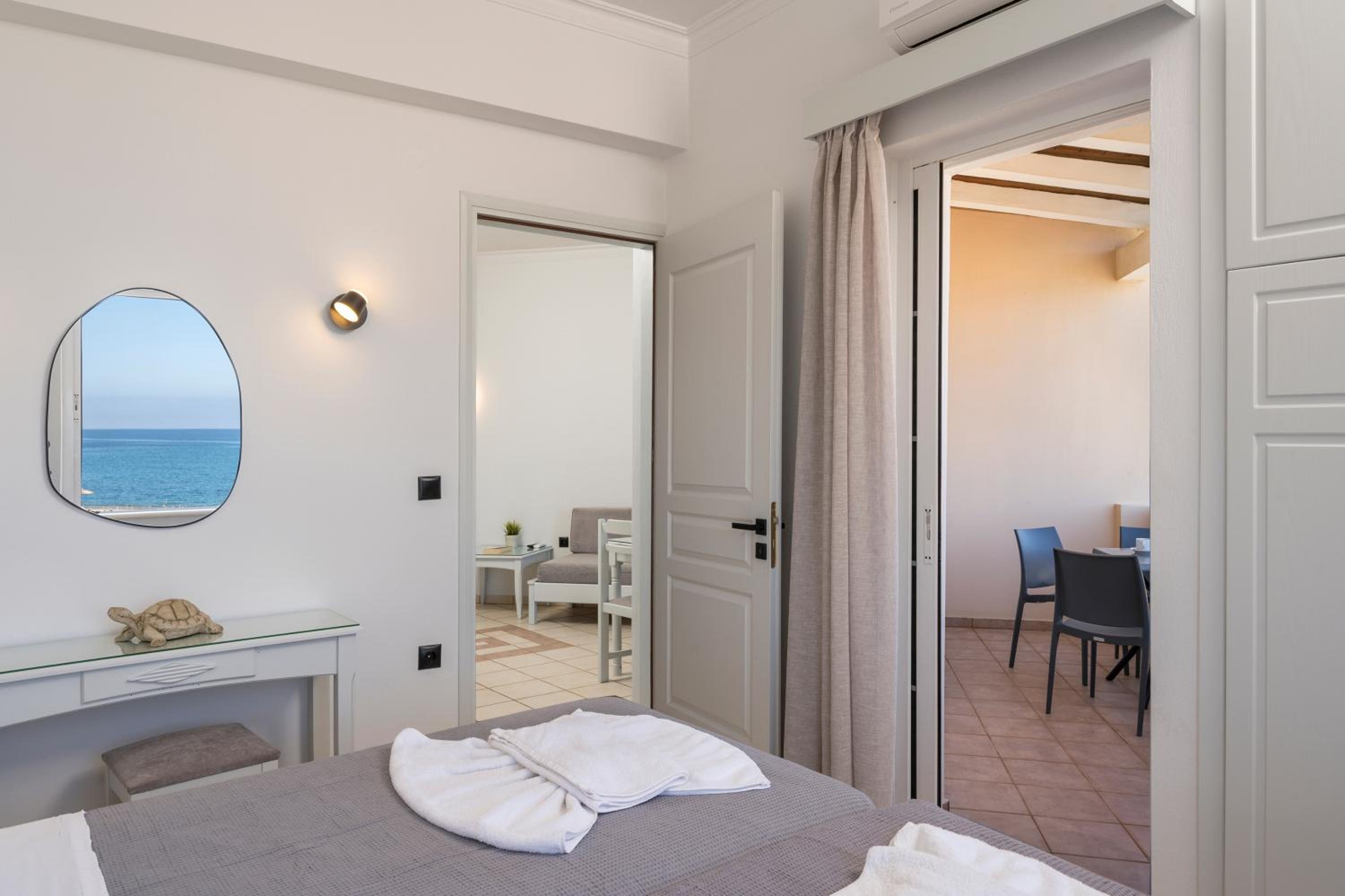 Seaside Suite - Photo 5