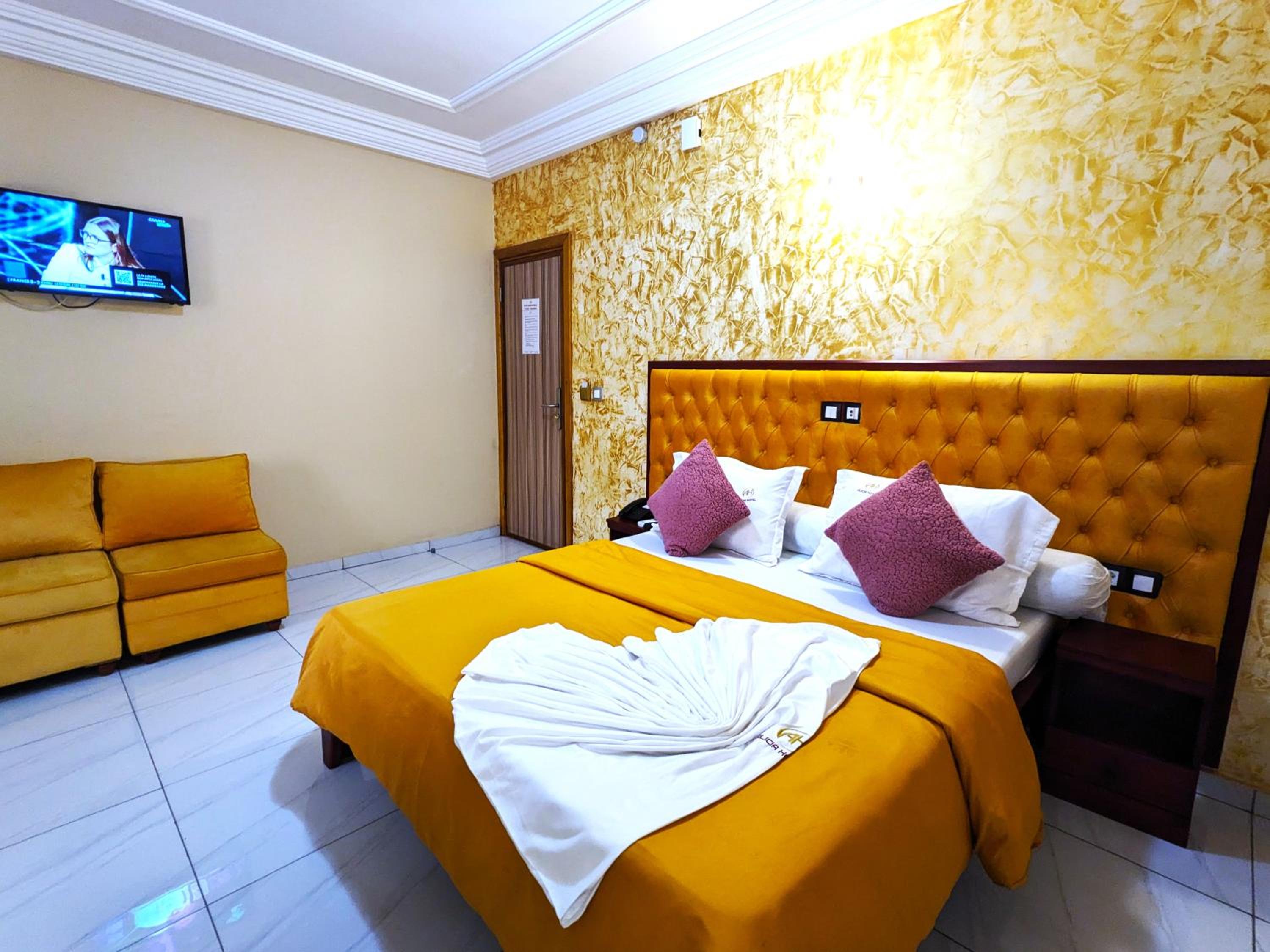 Large Double Room