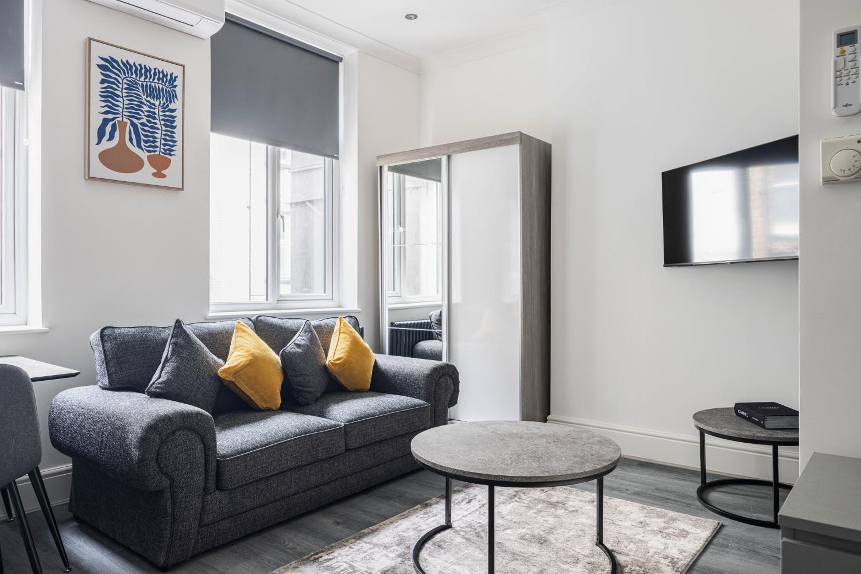 Standard Apartment photo 2