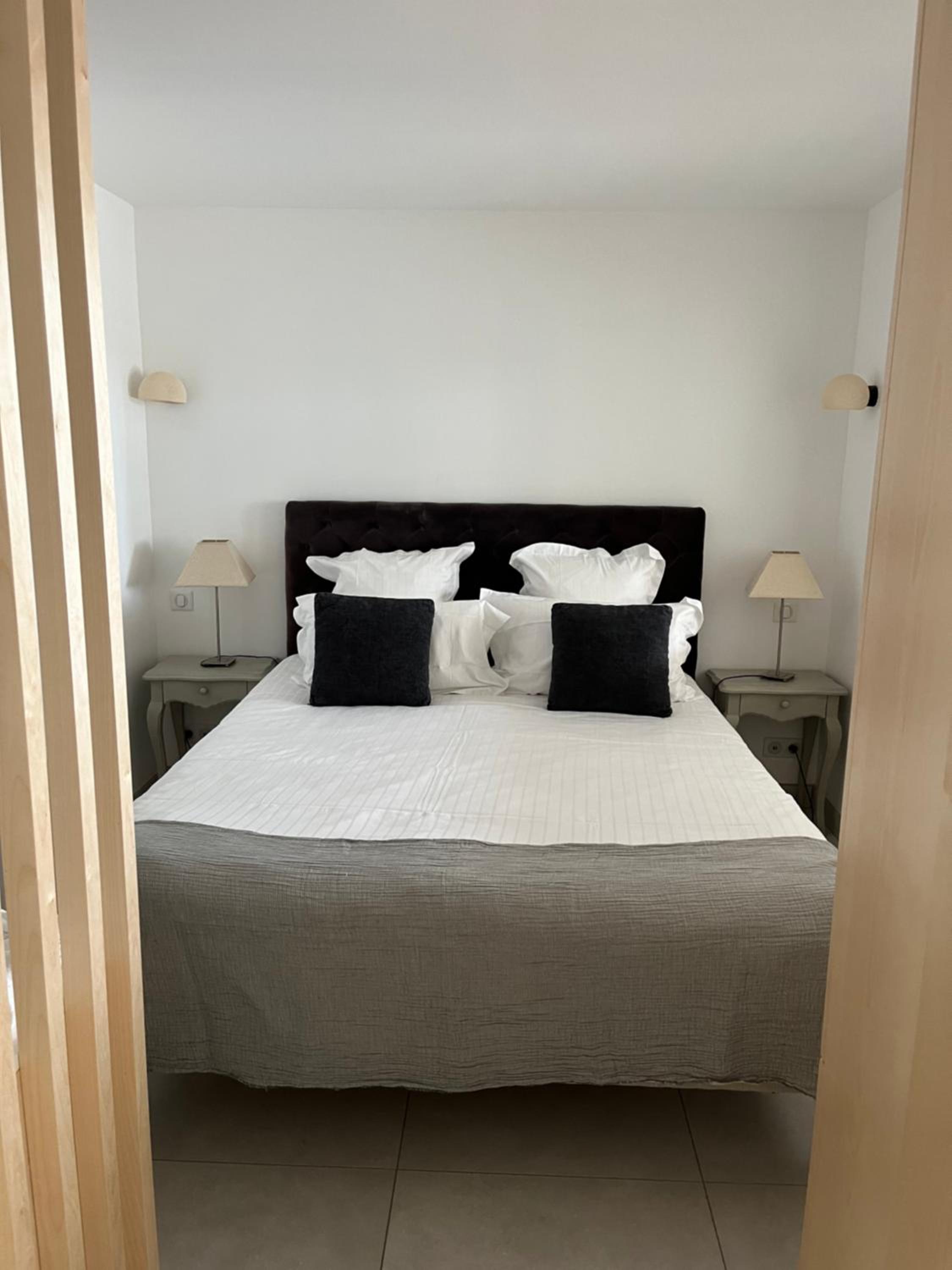 Apartment with Sea View photo 2