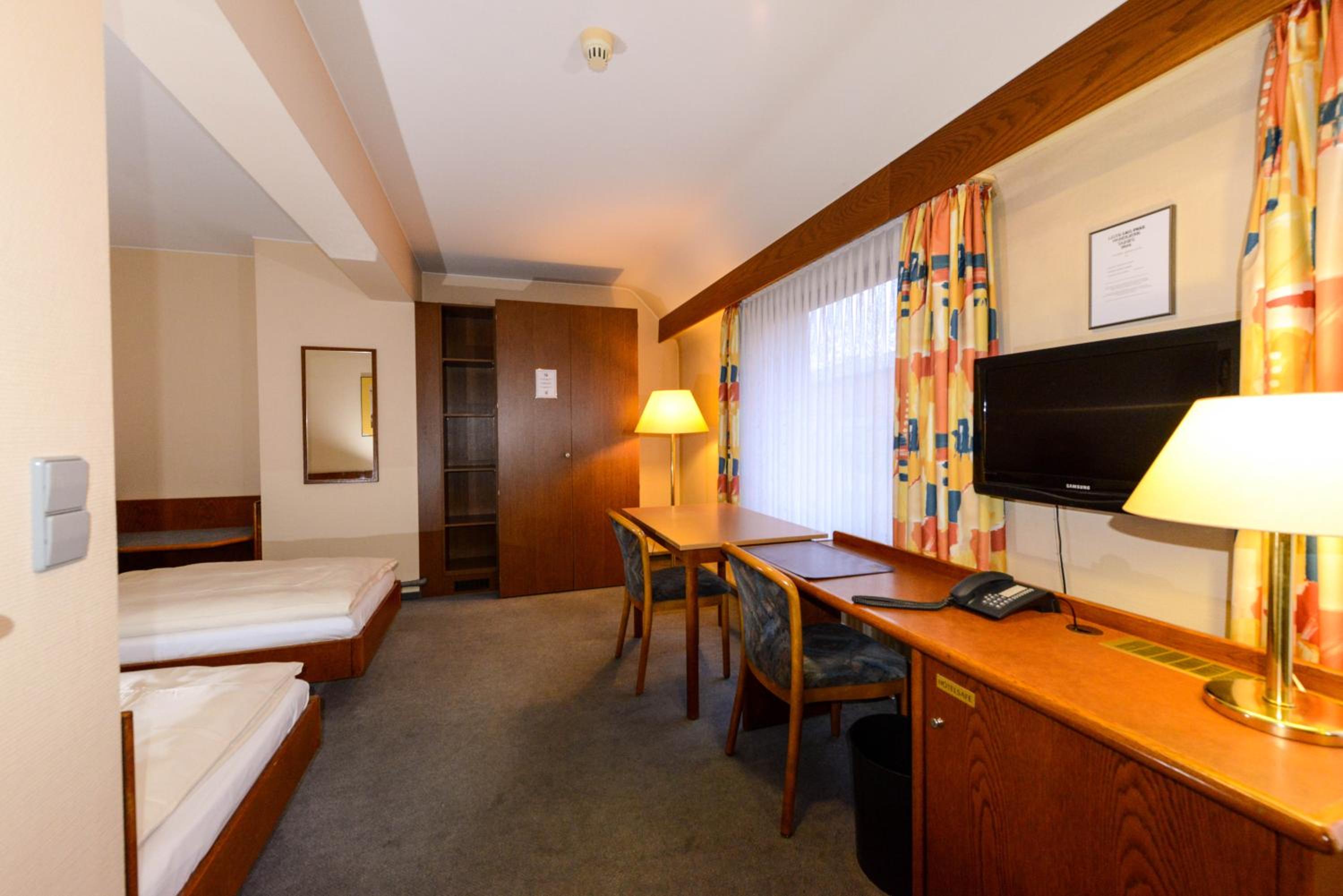 Large Double Room