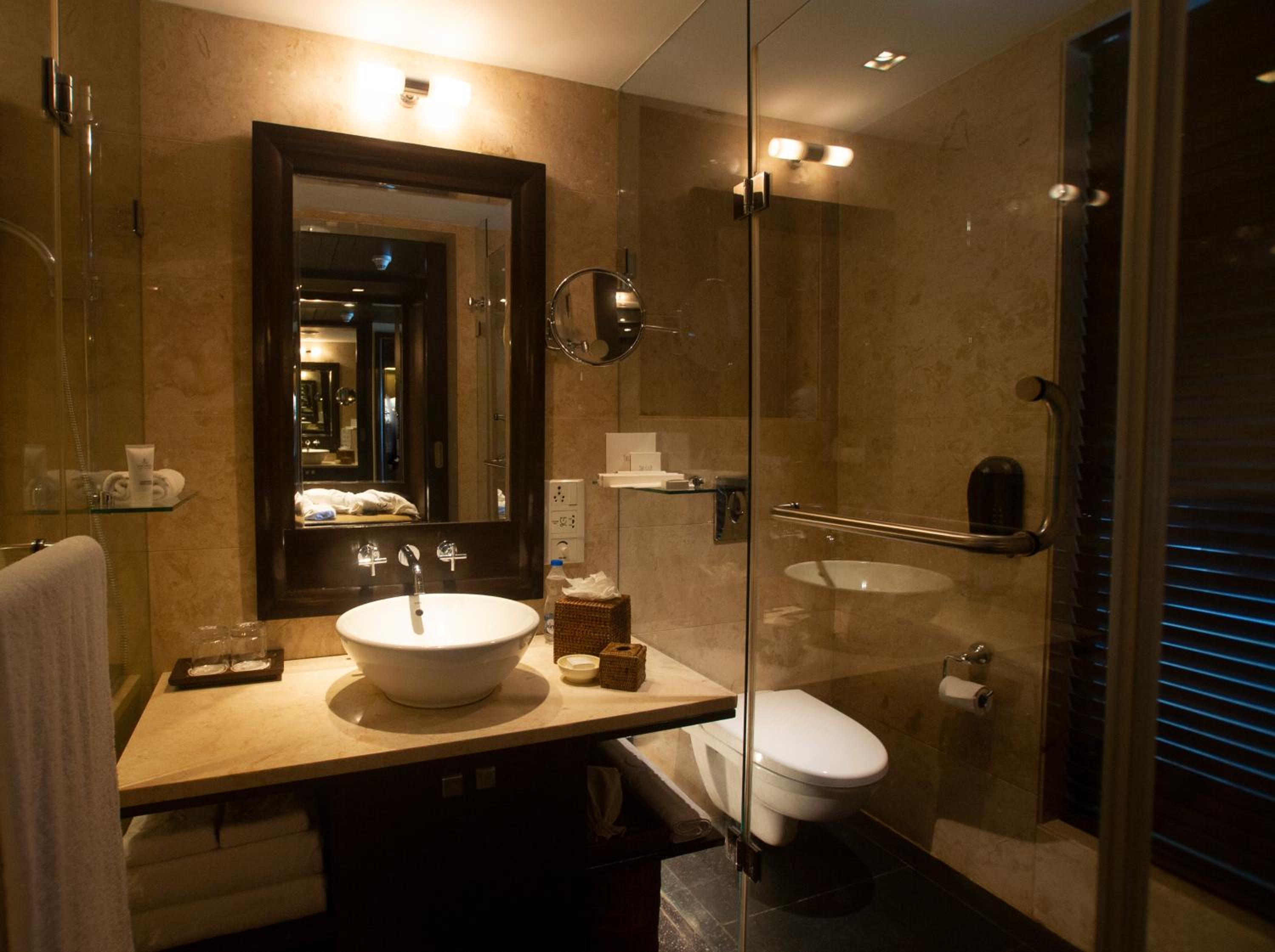 Royal Club Room - Photo 2
