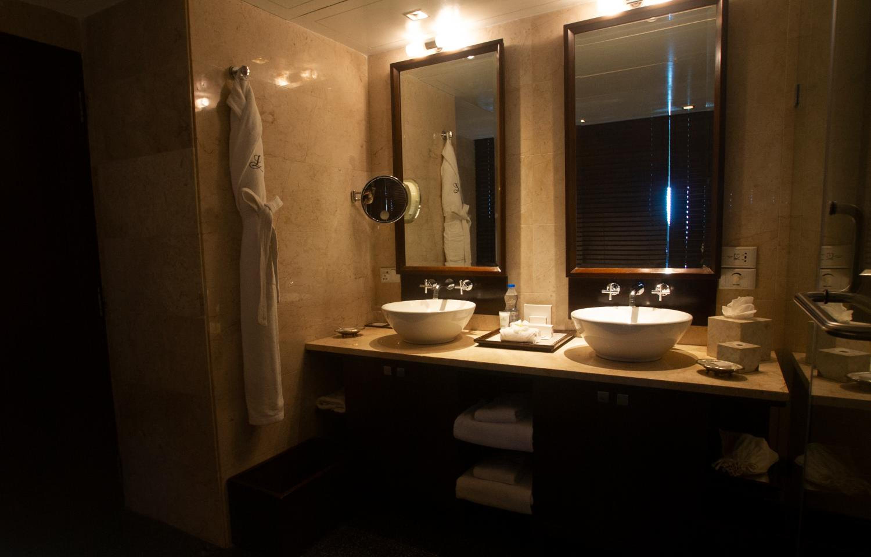 Royal Club Duplex Suite photo 2
