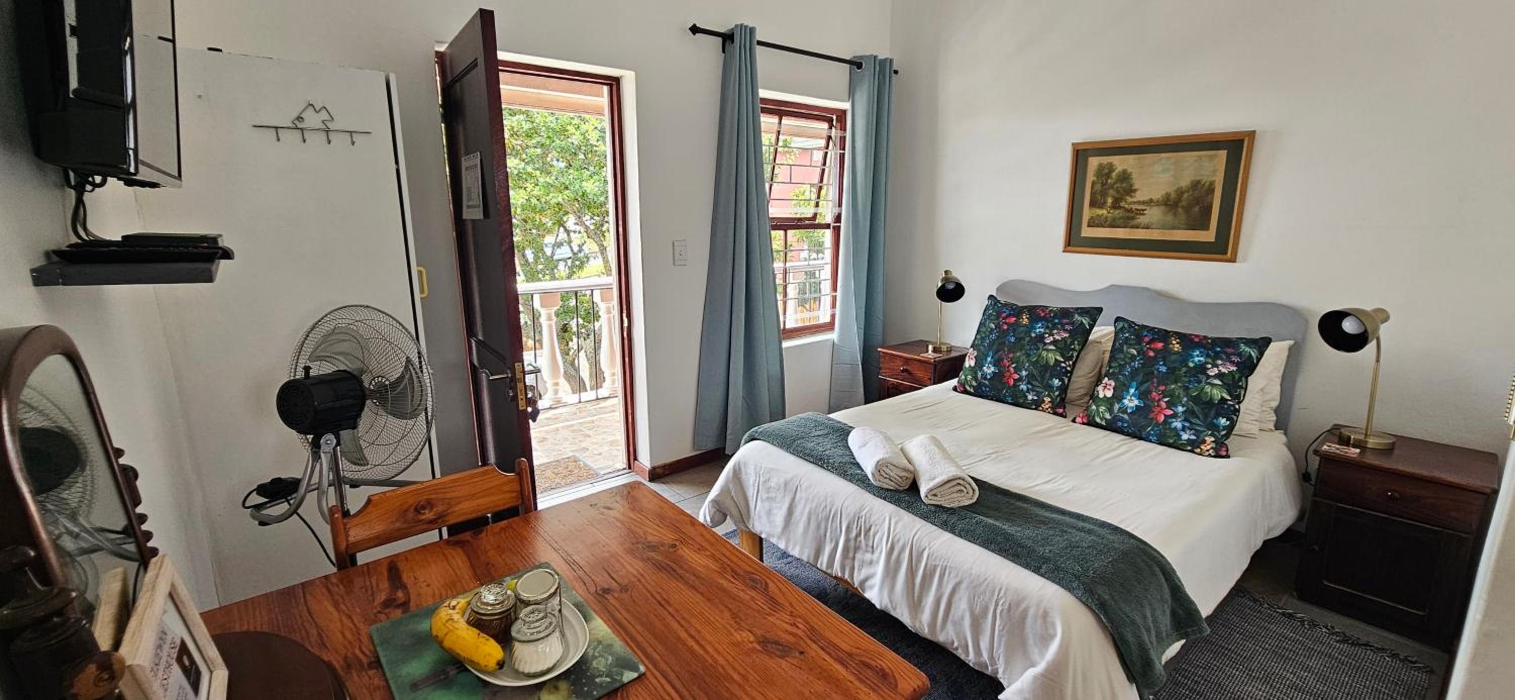  Double Room - Photo 1