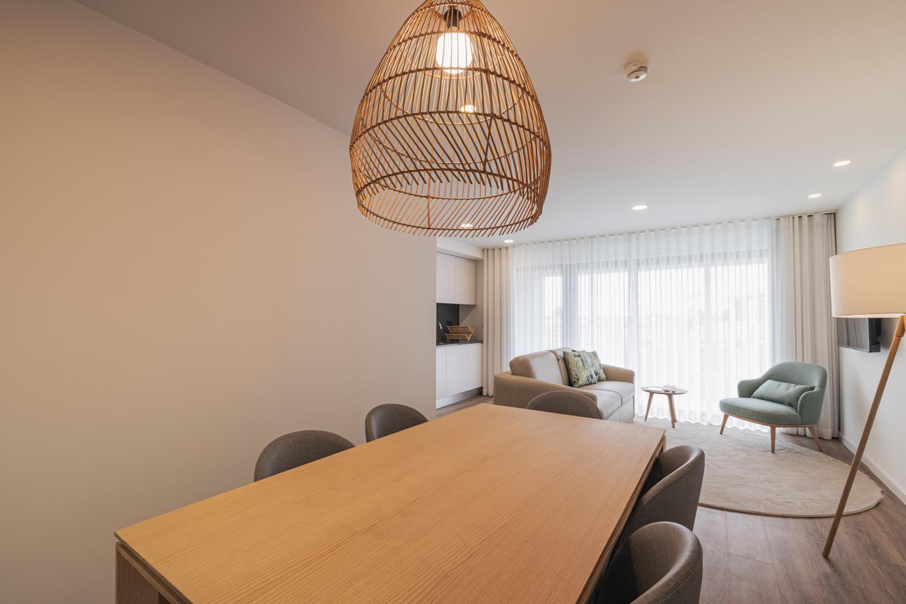 Deluxe Apartment
