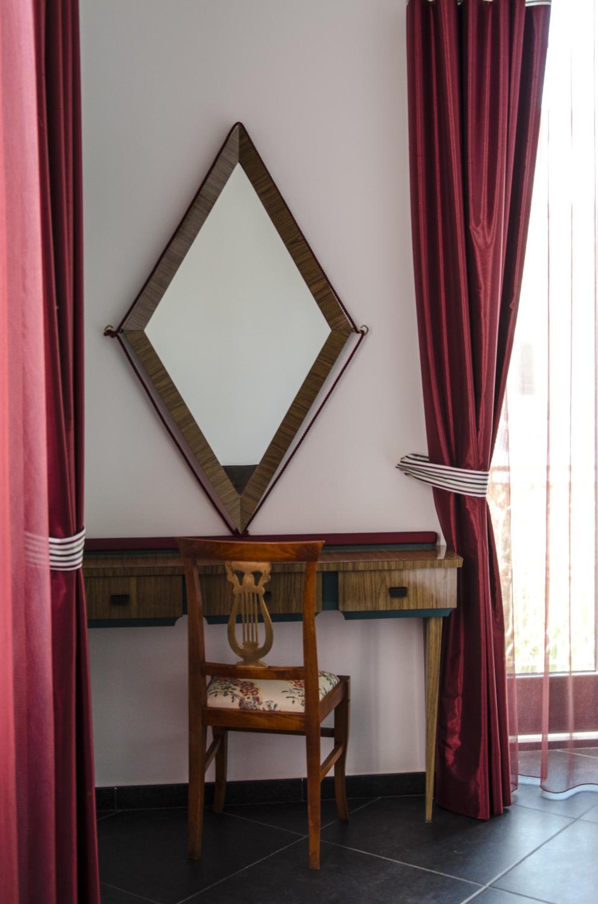 Superior Double Room - Photo 11