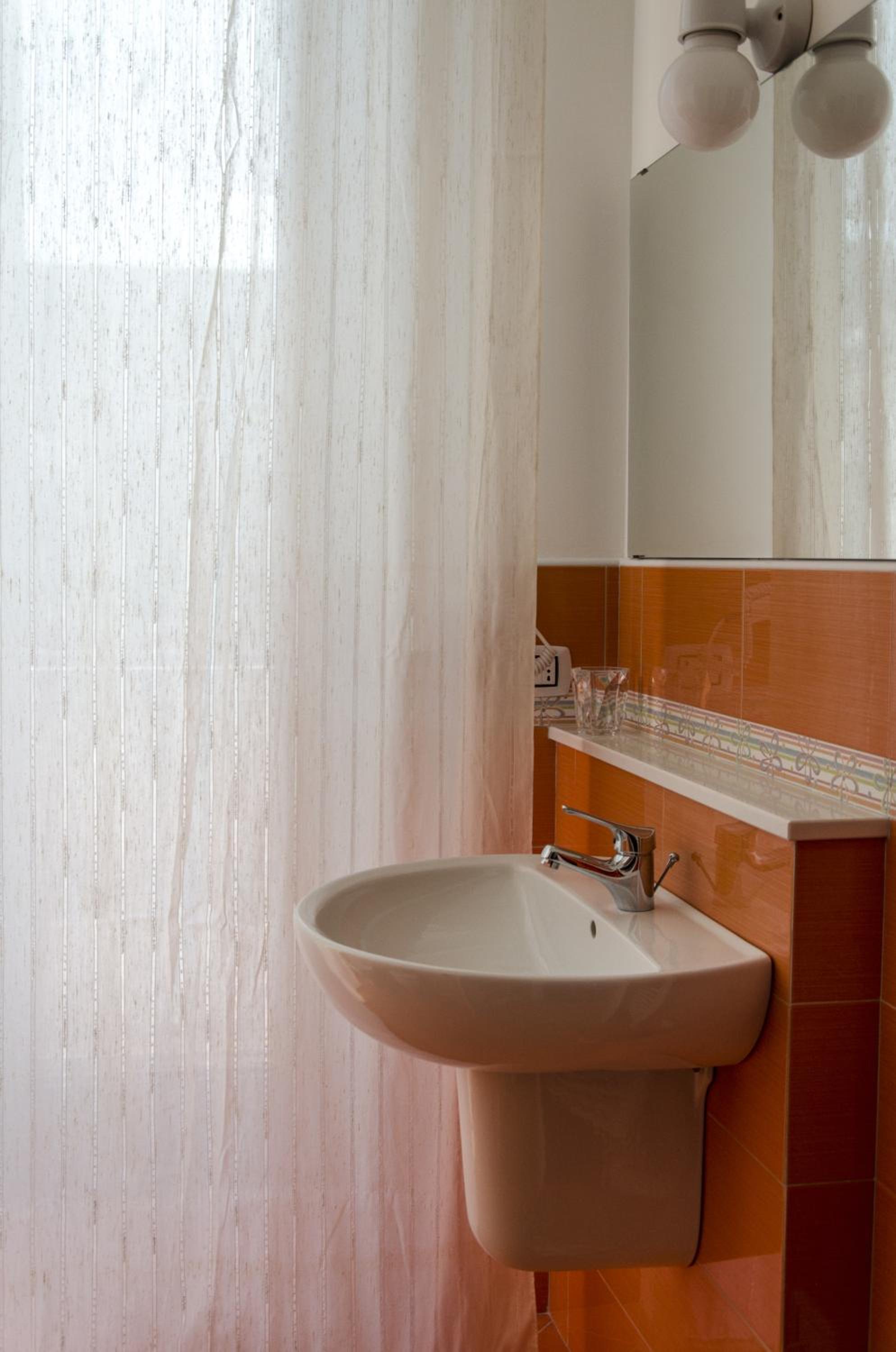 Superior Double Room - Photo 9