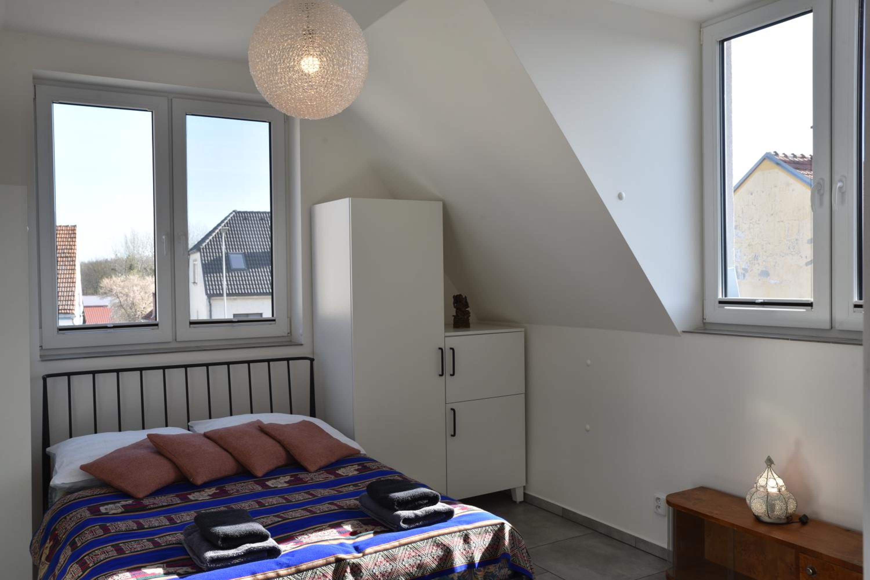 One-Bedroom Apartment photo 2