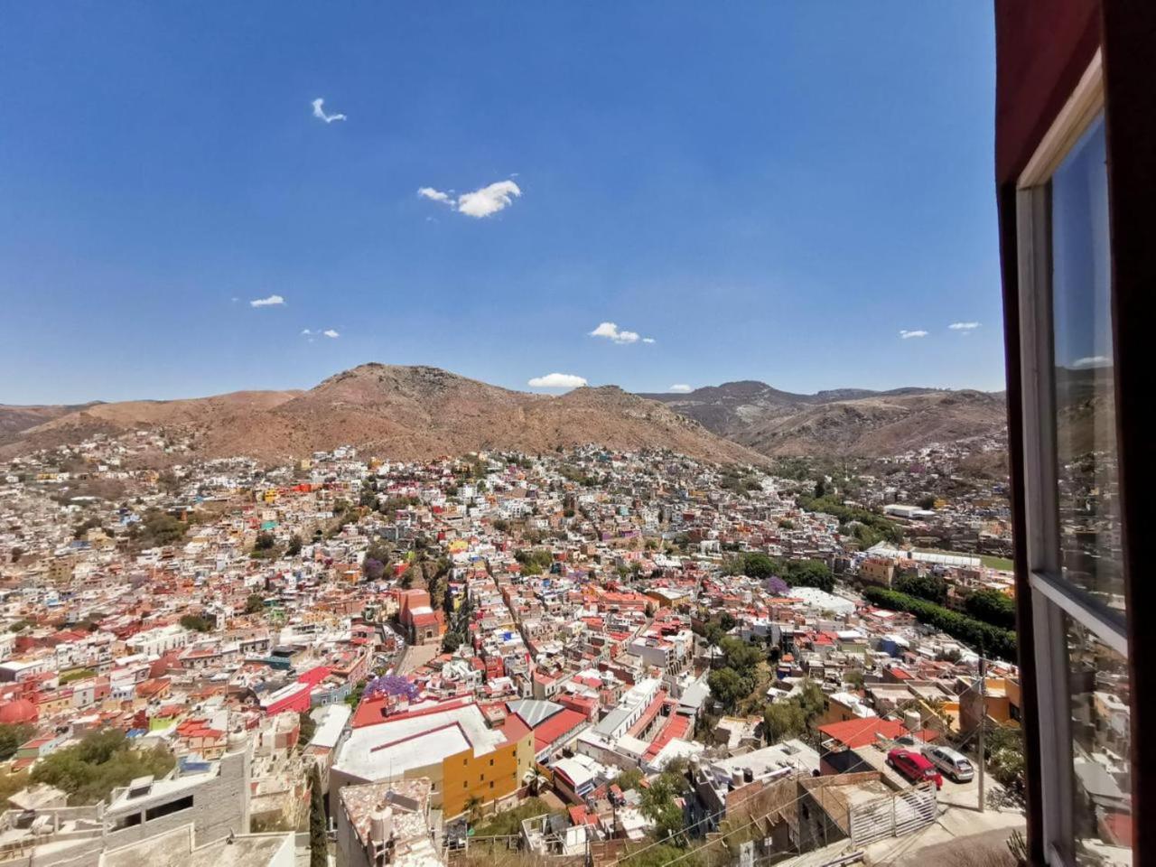 Suite with City View photo 2