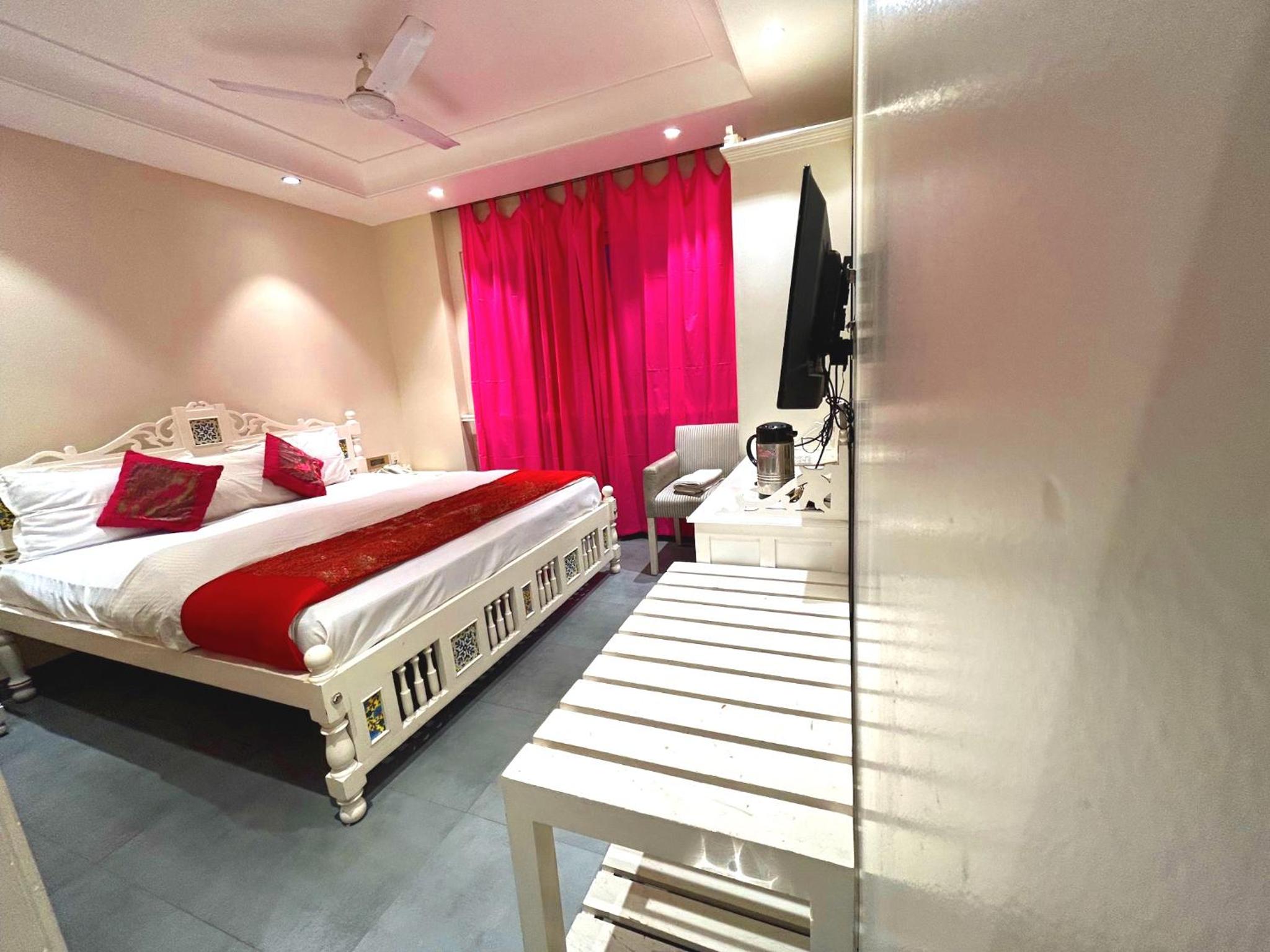 Heritage Boutique Room - Photo 3