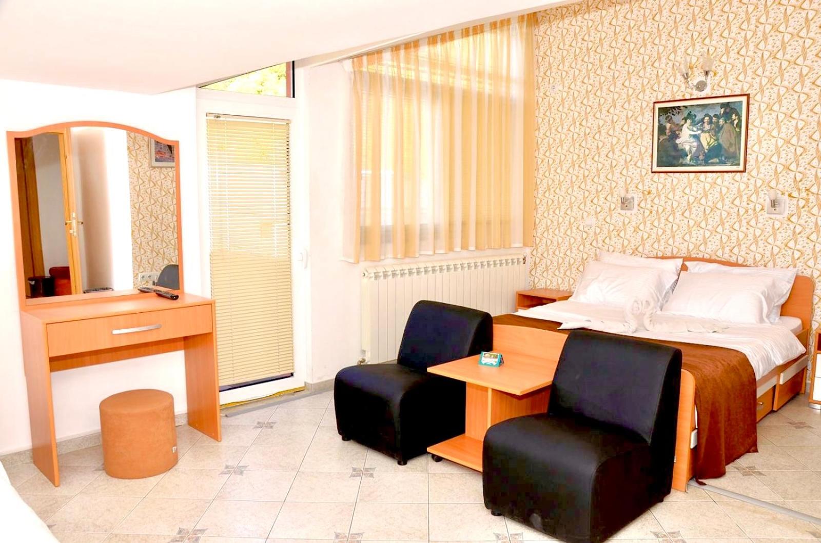 Comfort Quadruple Room - Photo 6