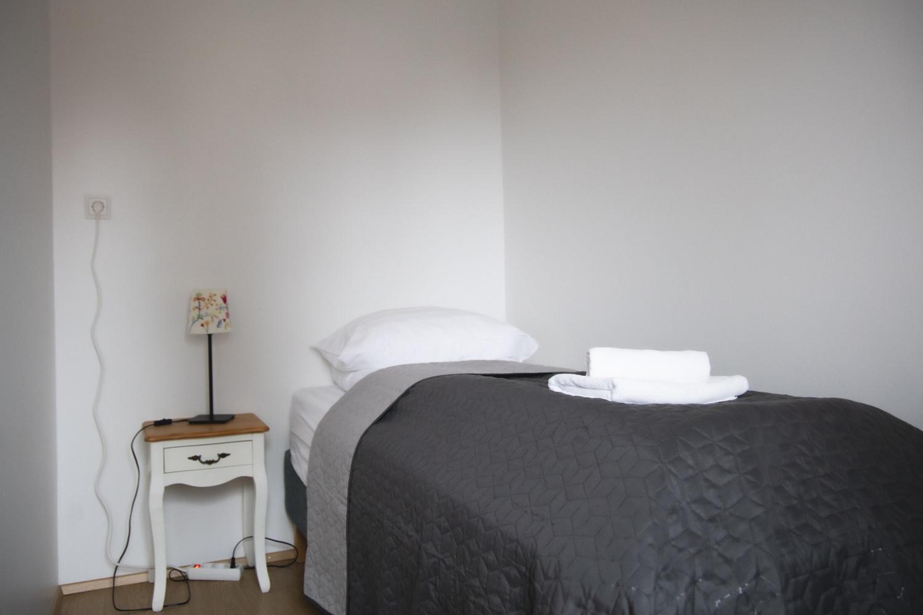 Single Room with Shared Bathroom