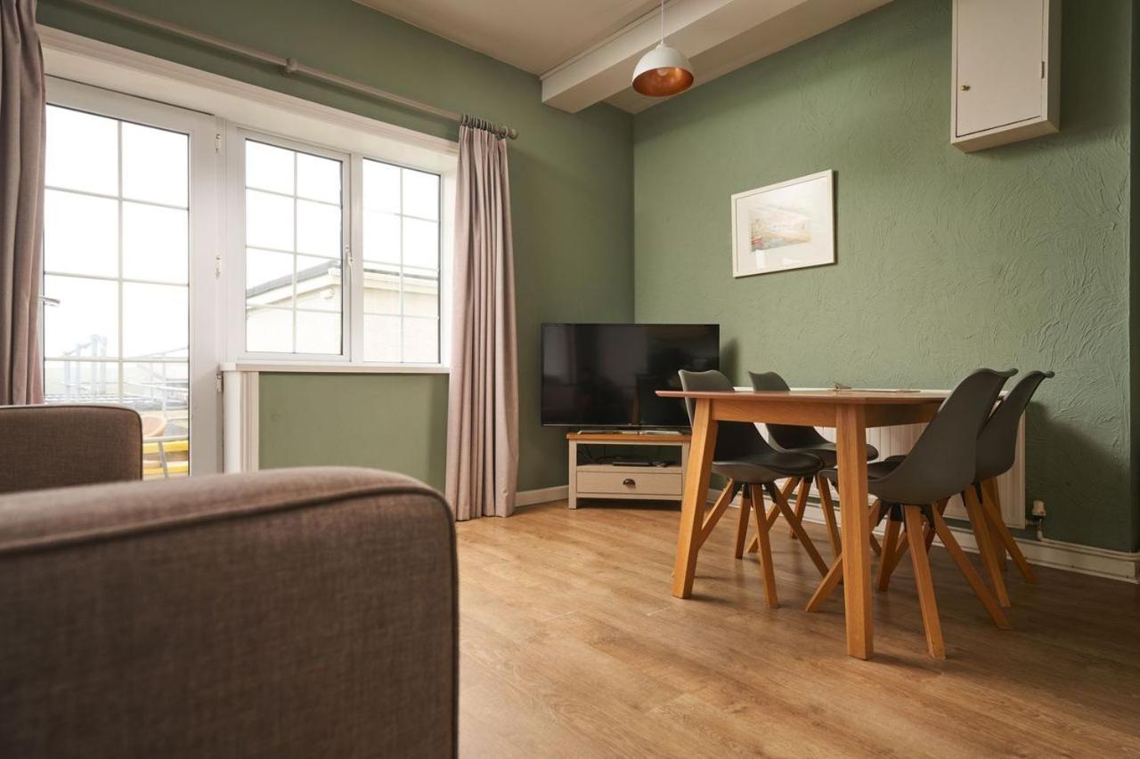 Apartment - Ground Floor - Photo 6