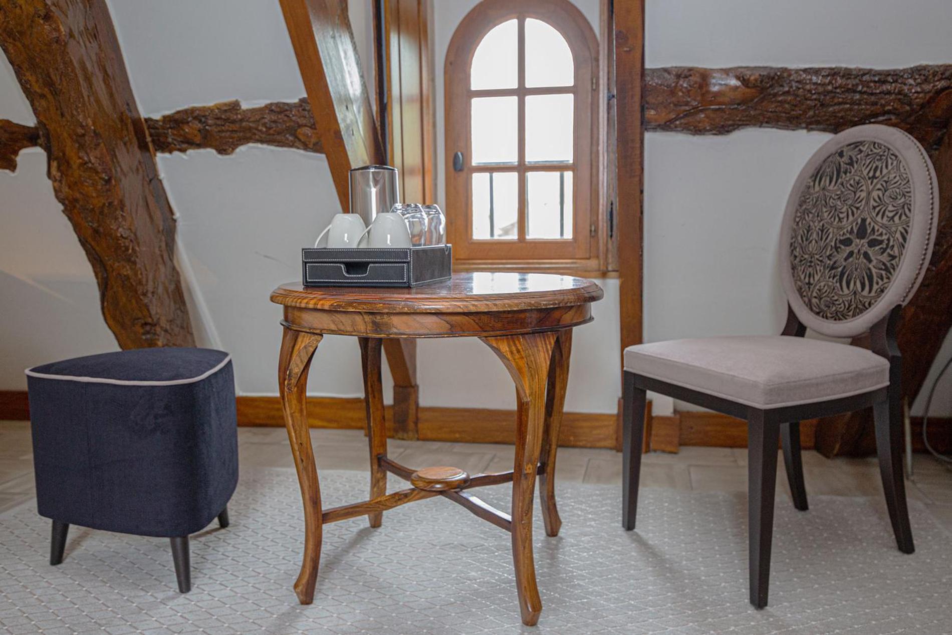 Small Double Room - Photo 8