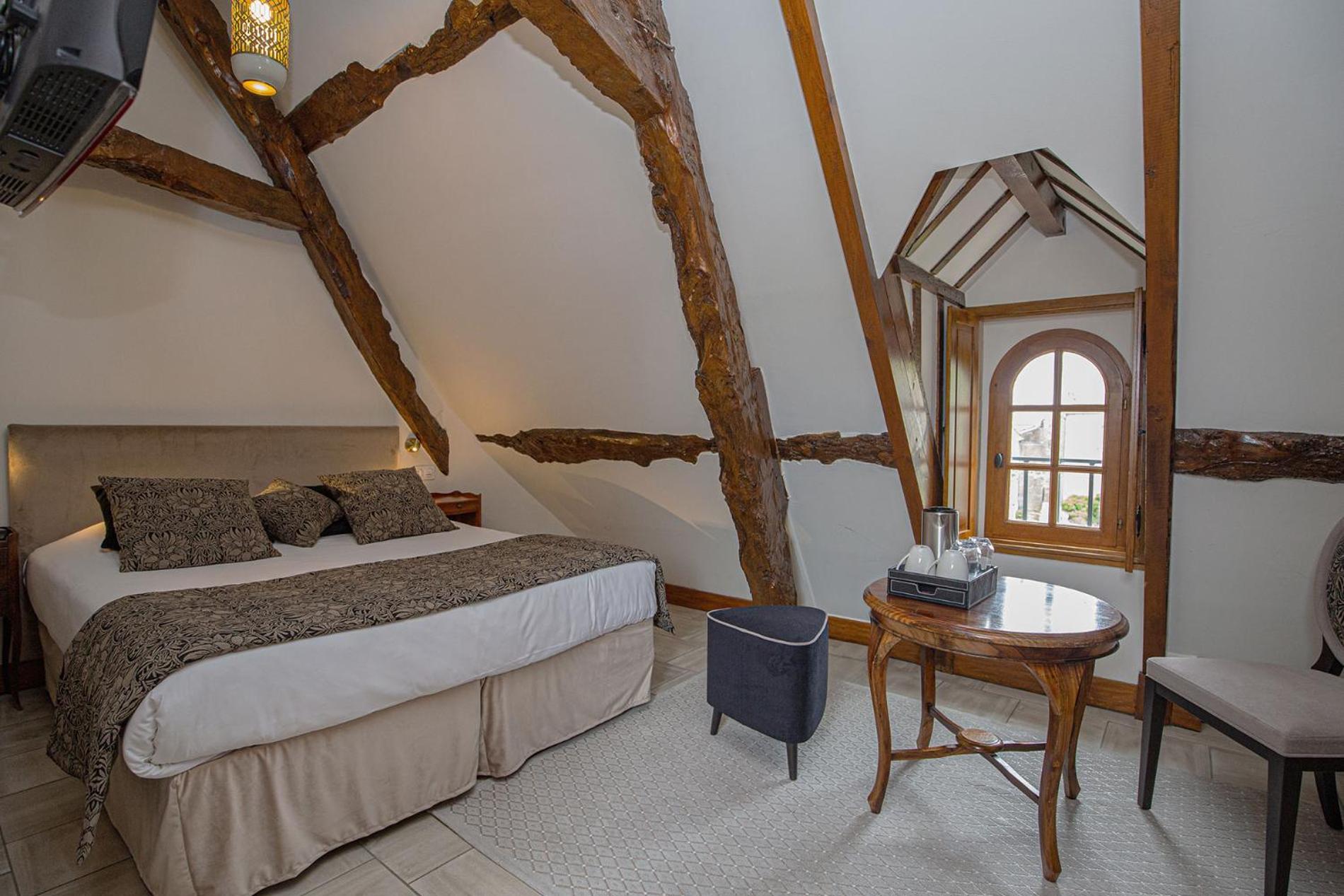 Small Double Room - Photo 5