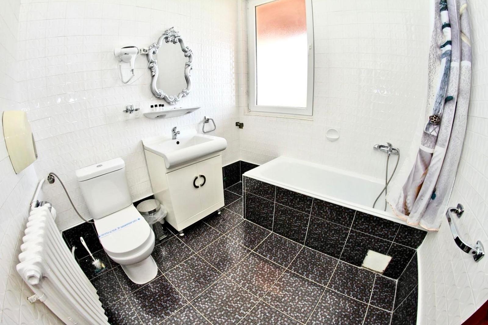 Comfort Quadruple Room - Photo 3