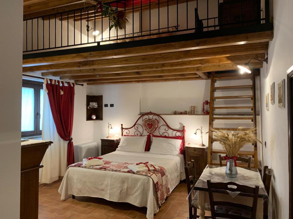 Duplex Quadruple Room