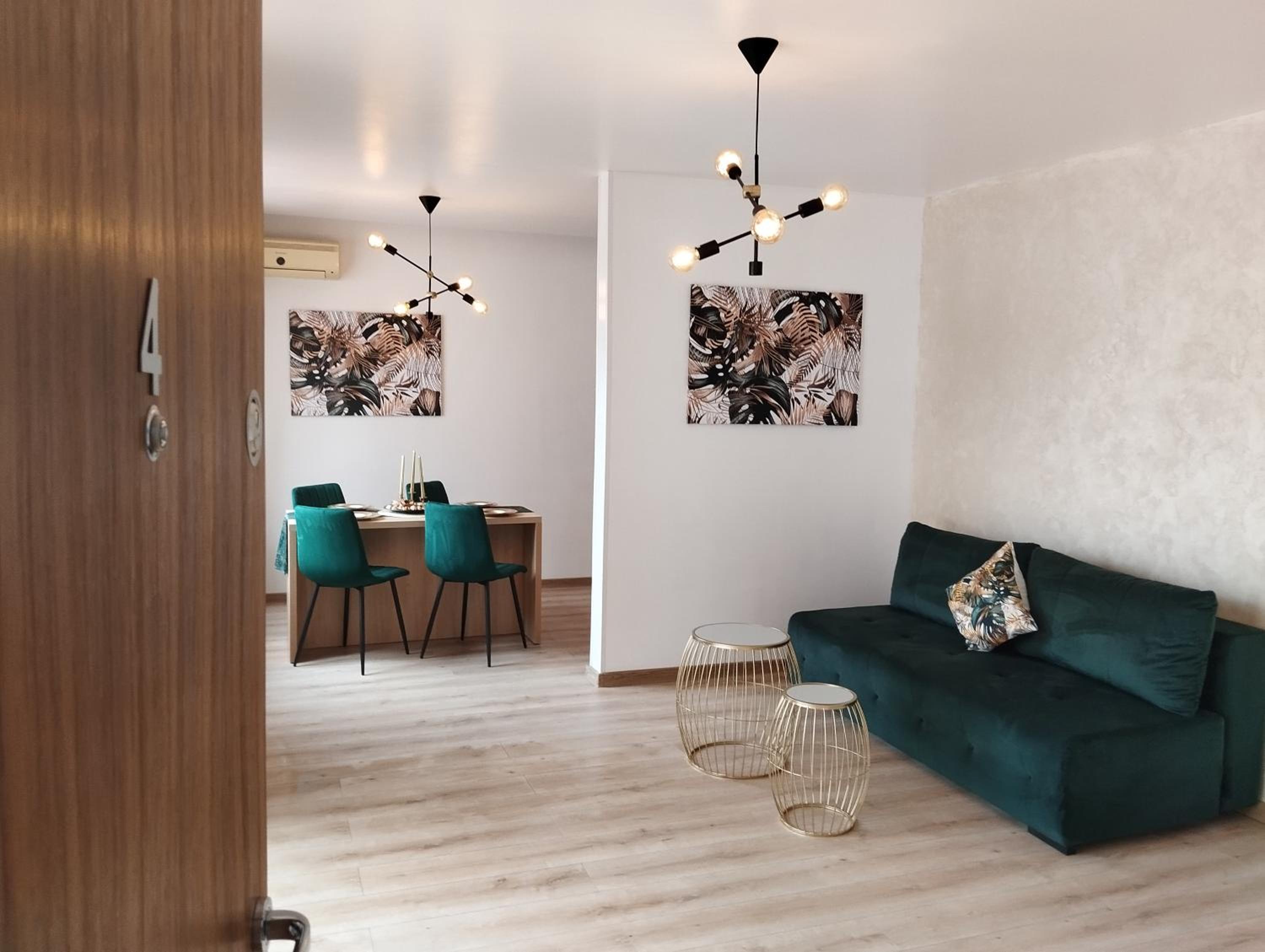 Apartment with Terrace photo 2