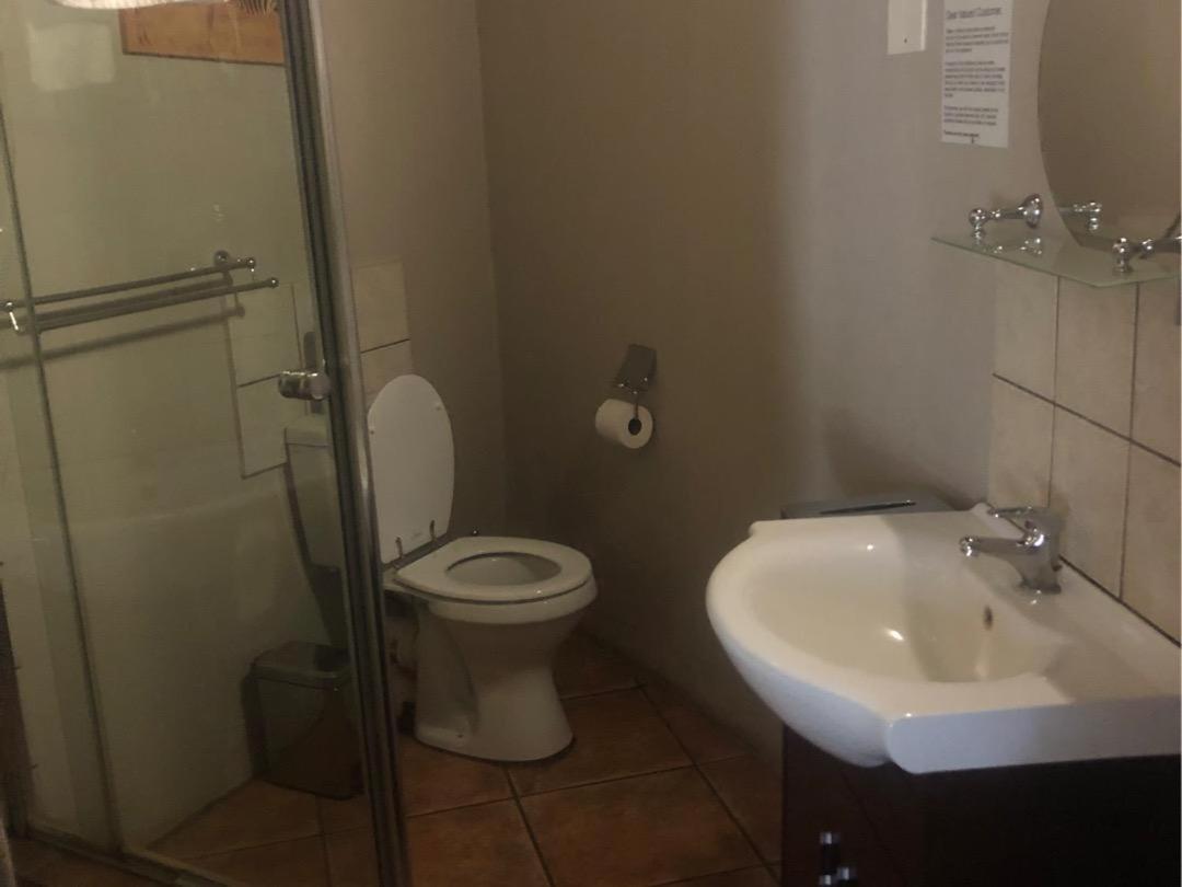 Single Room with Shower photo 3