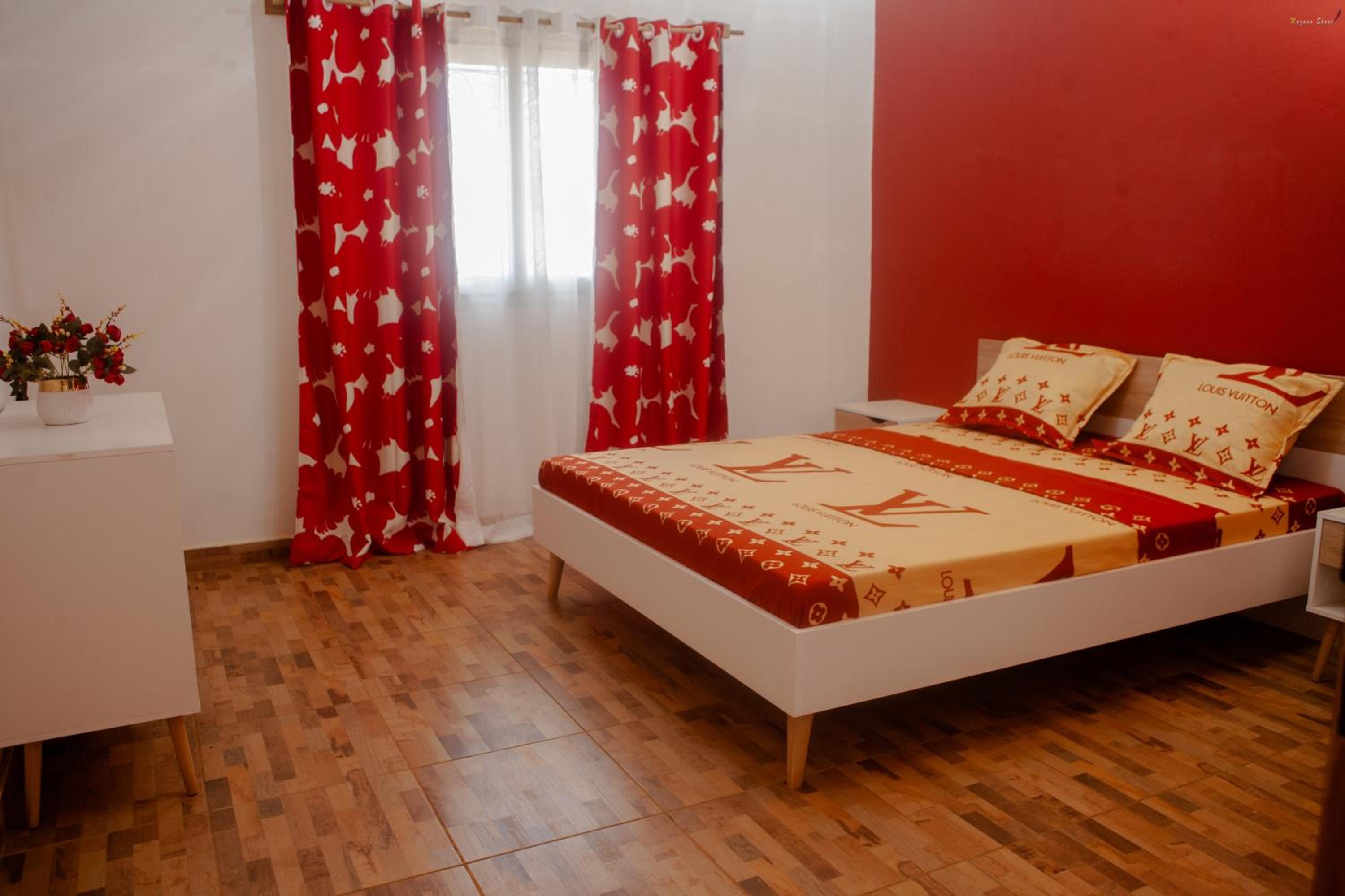 Three-Bedroom Villa photo 1