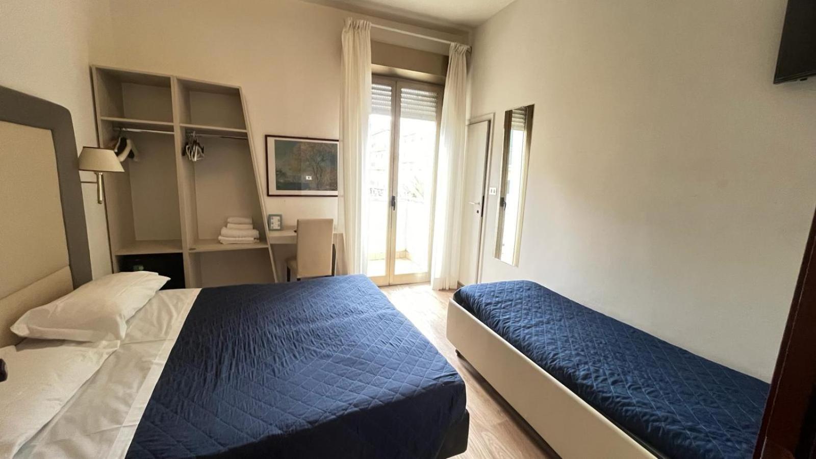 Standard Triple Room - Photo 3
