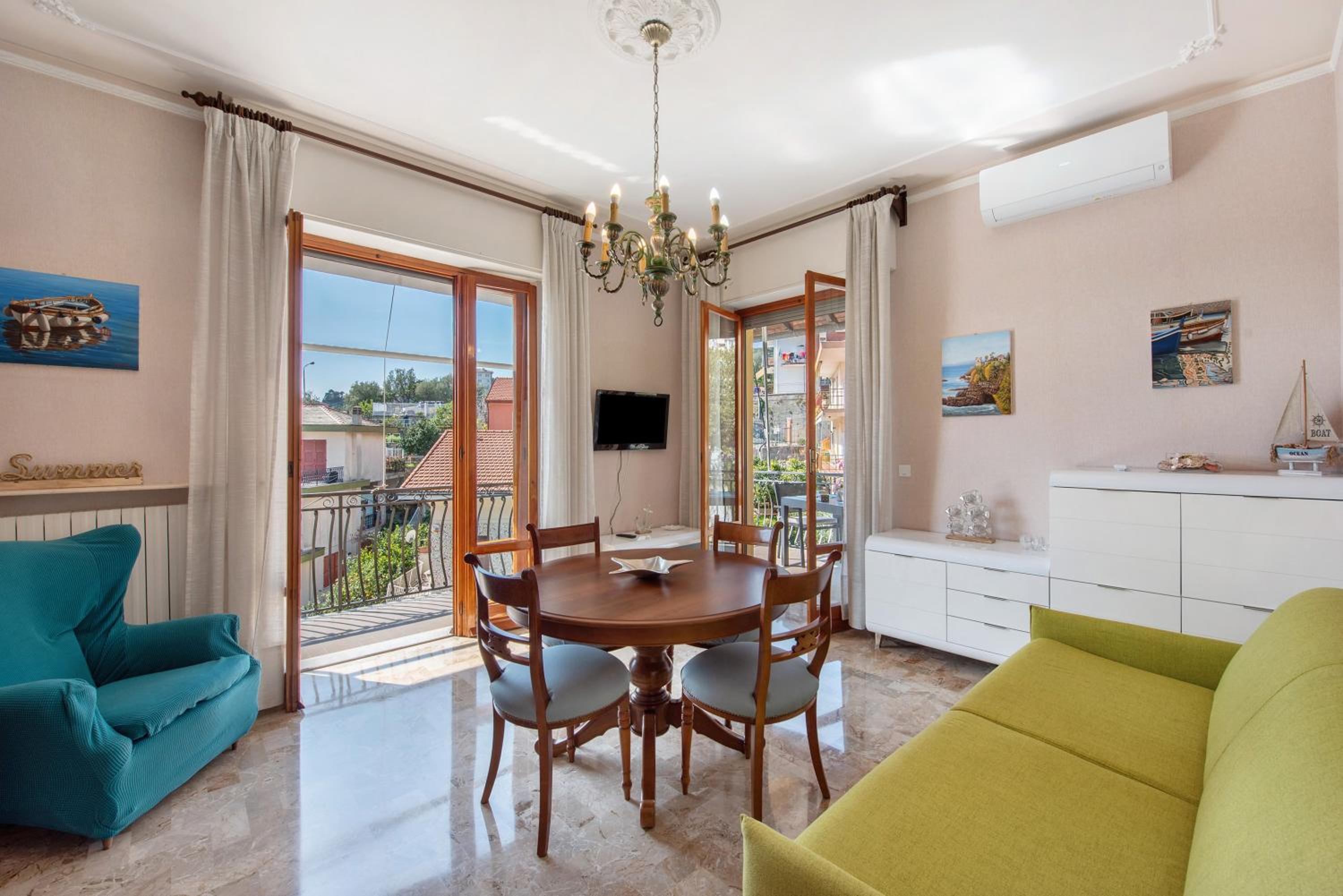 Two-Bedroom Deluxe Apartment with Ocean View photo 1