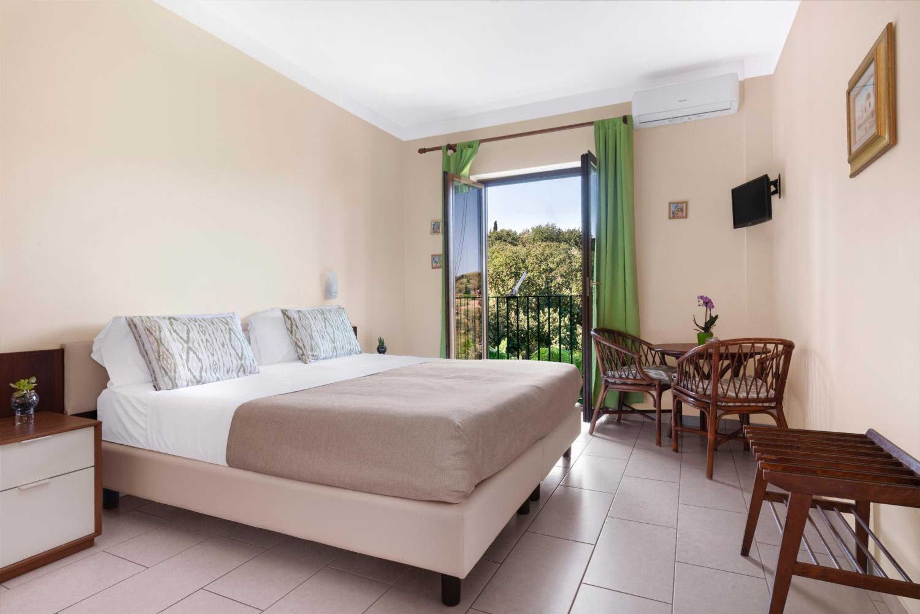 Double Room with Garden View