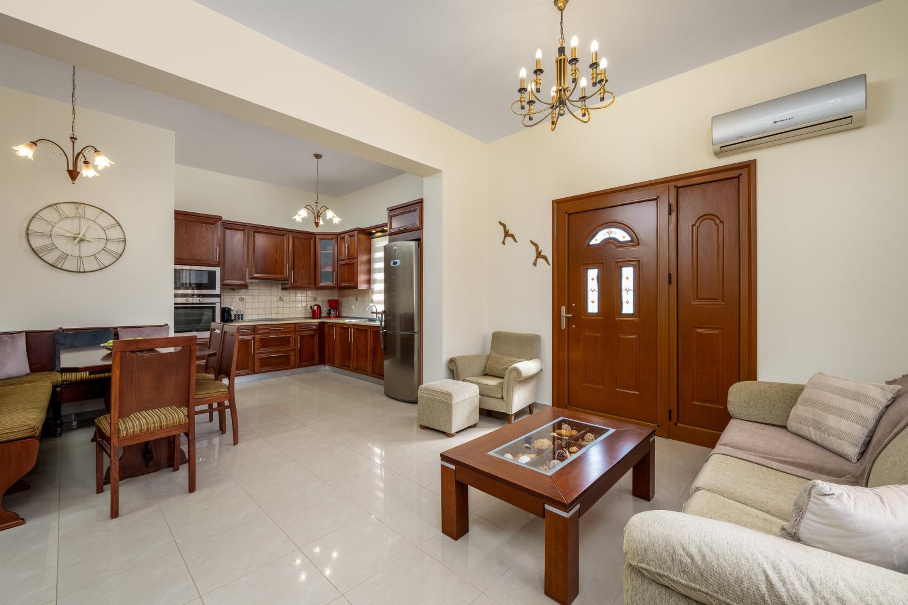 Three-Bedroom House photo 1