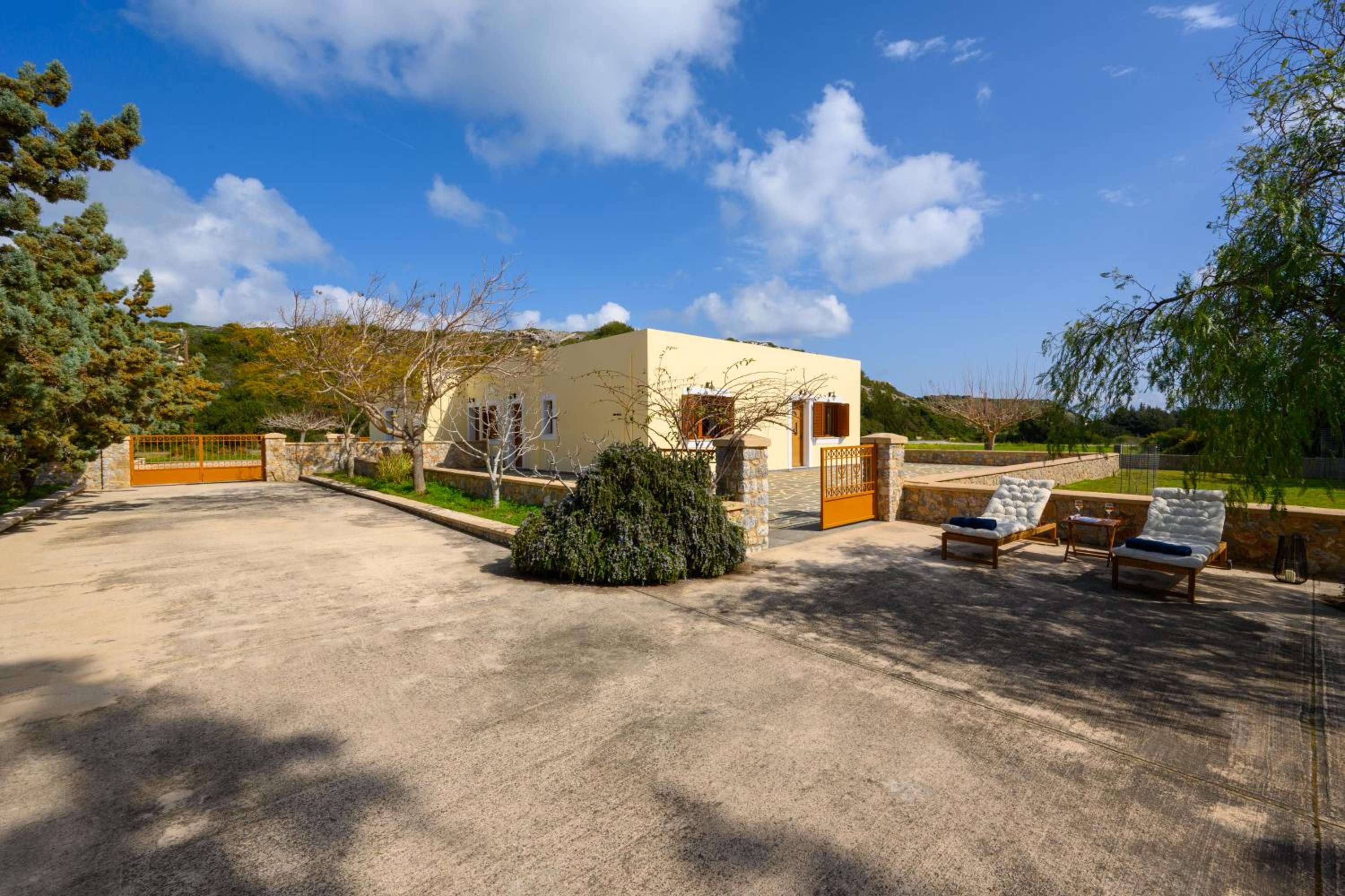 Three-Bedroom House photo 2