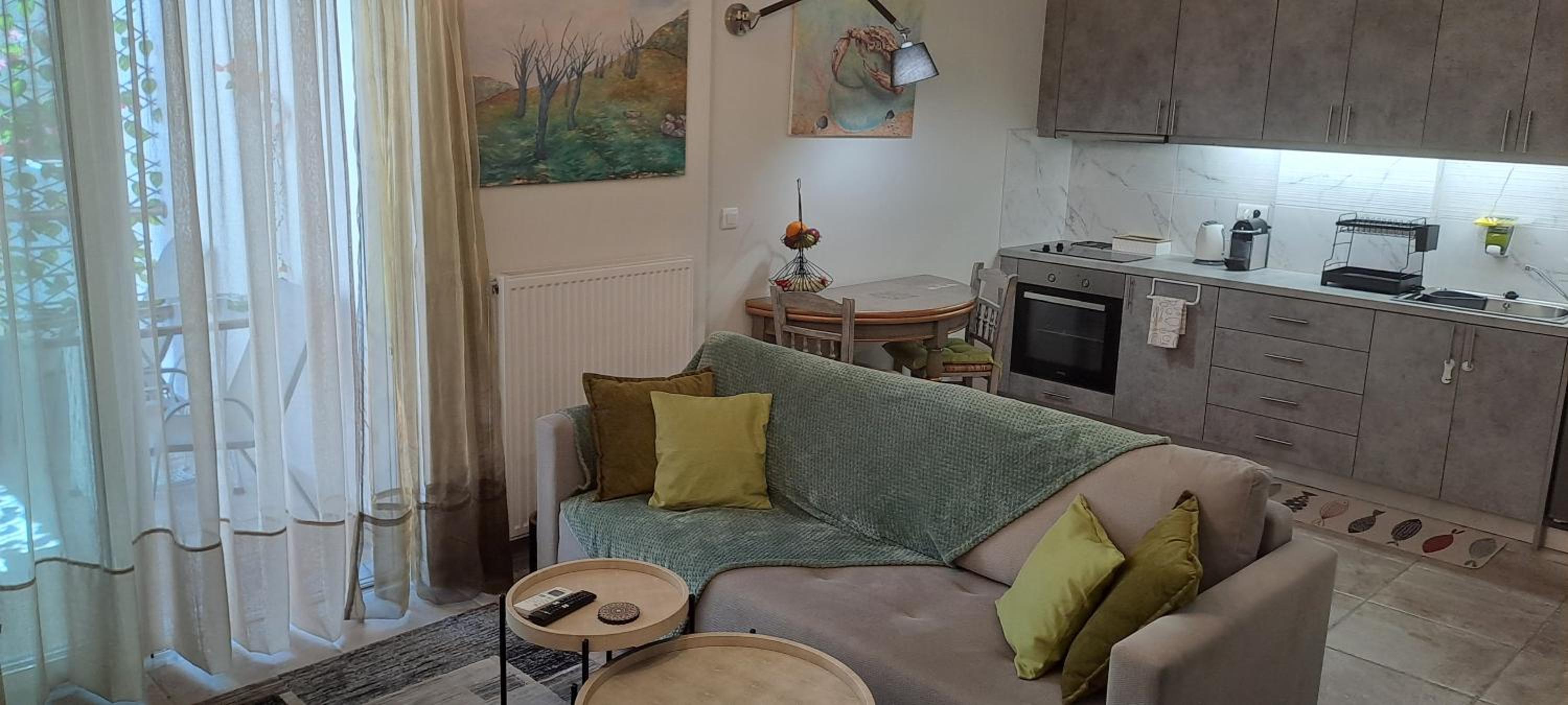 One-Bedroom Apartment