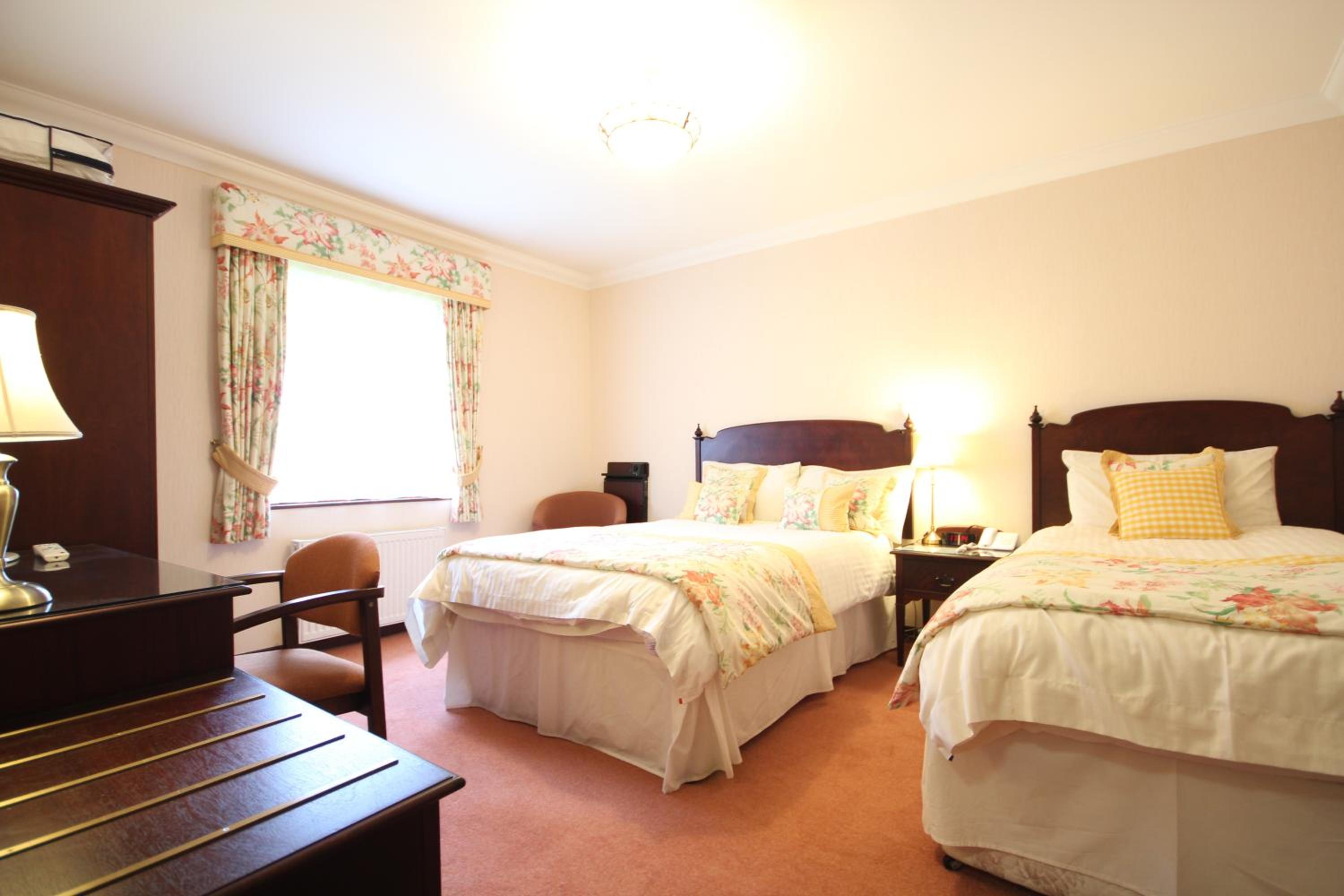 Standard Twin Room photo 3