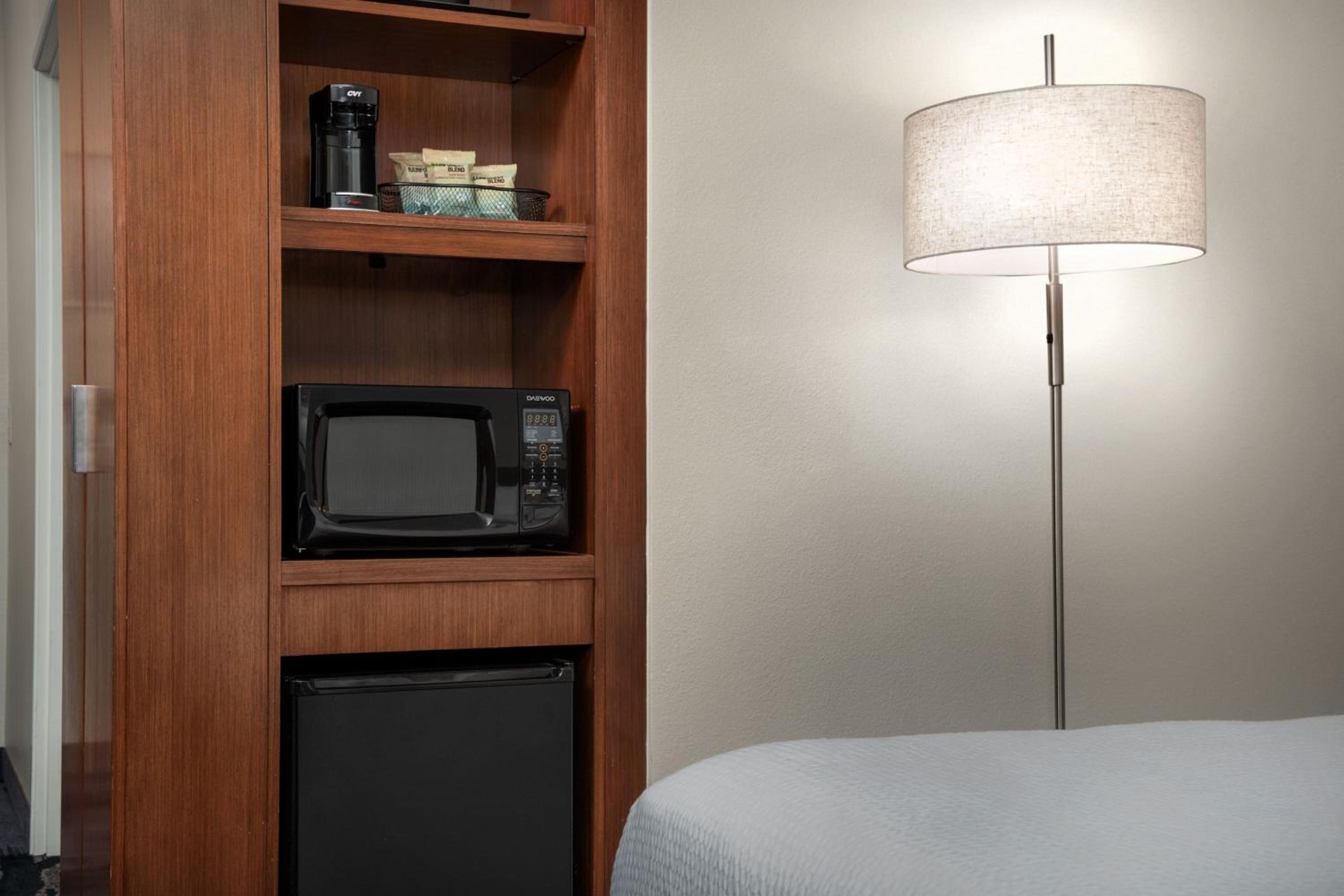 King Suite with Sofa Bed photo 3