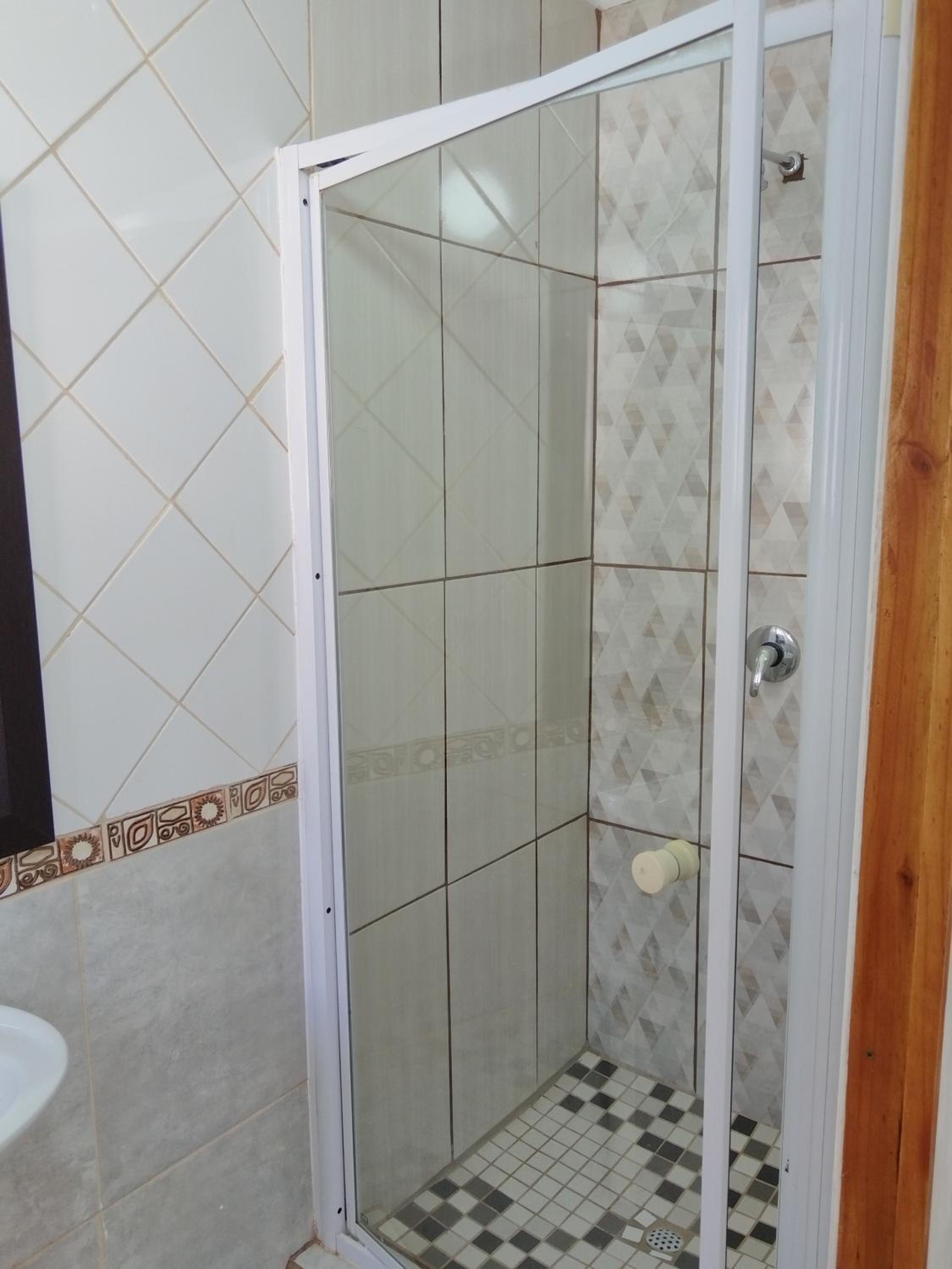 Deluxe Room - Photo 2