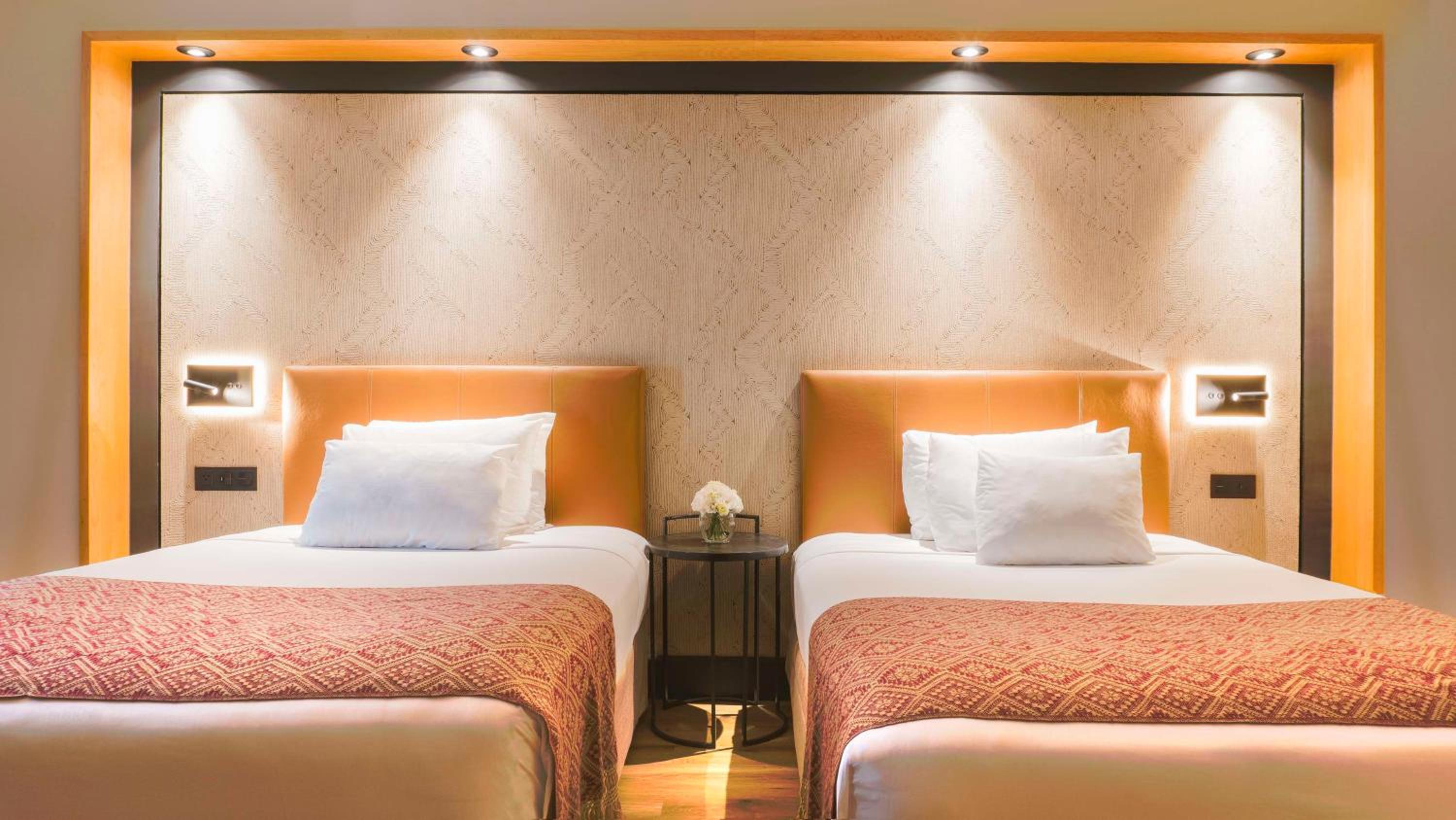 Superior Double or Two Queen Room - Photo 6