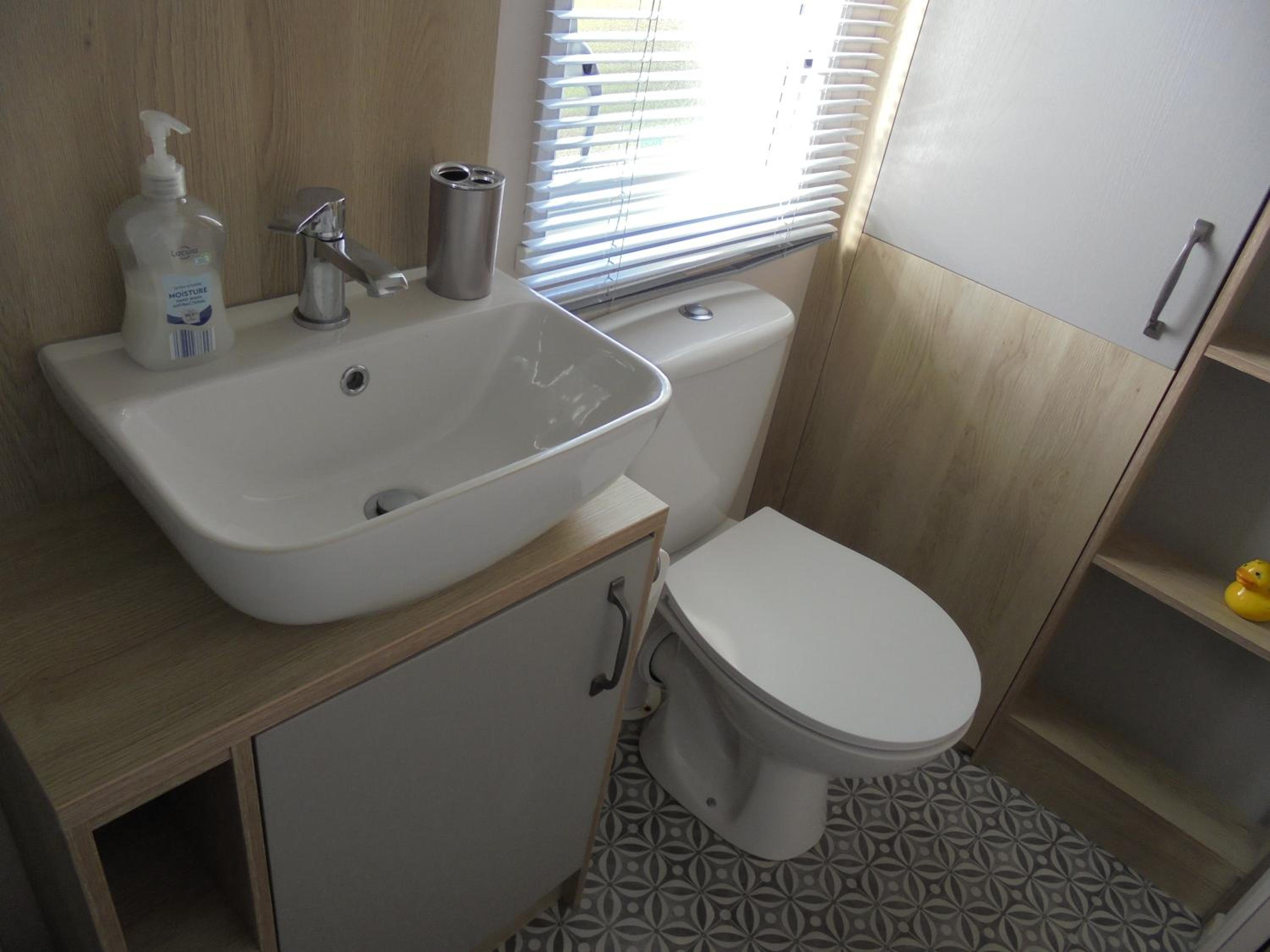 Two-Bedroom House photo 3