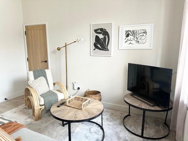 Two-Bedroom Apartment photo 2